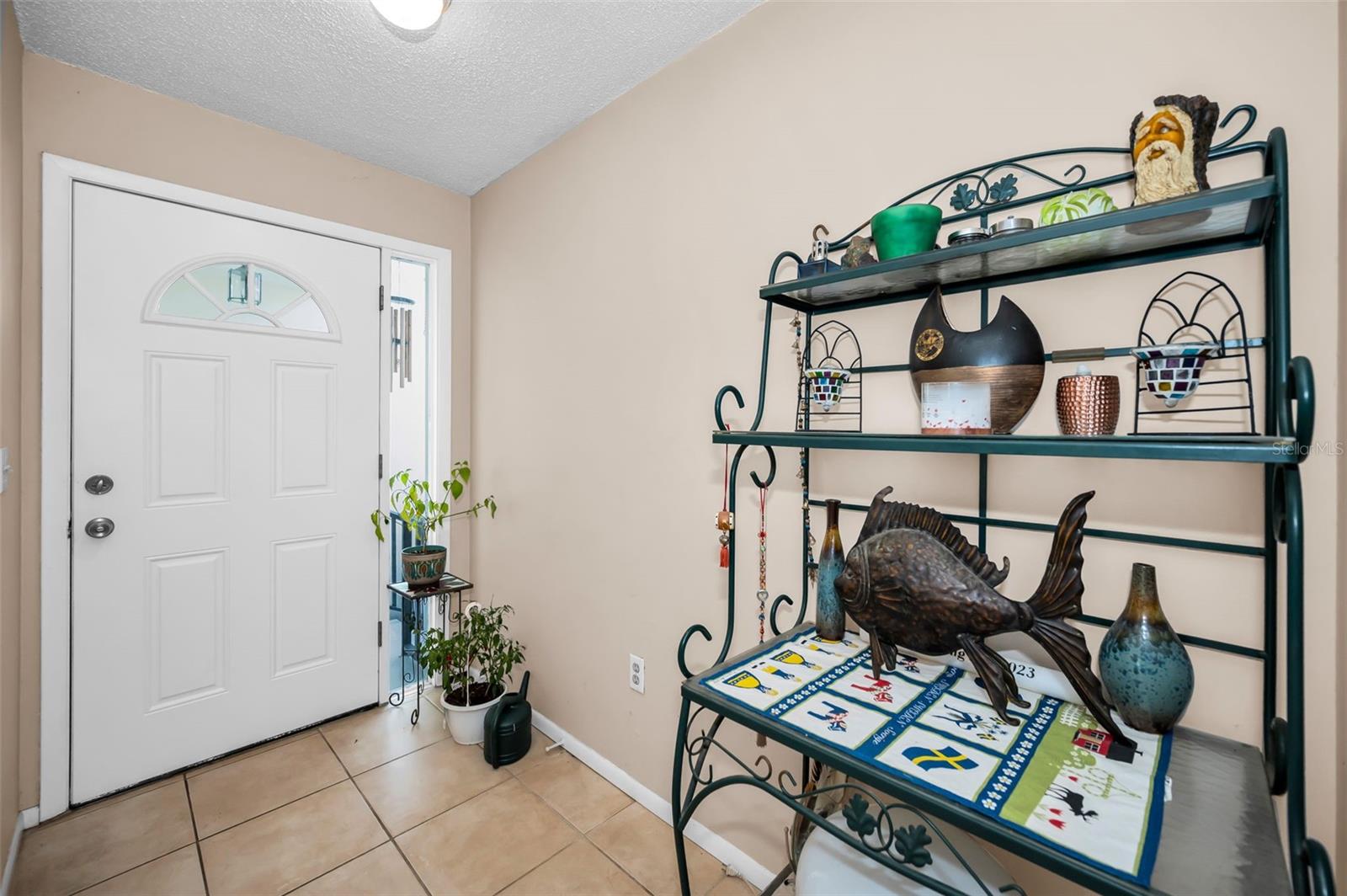 Image 4 of 100 For 2700 Bayshore Boulevard 539