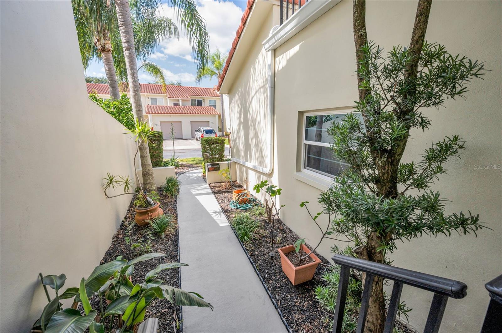 Image 45 of 100 For 2700 Bayshore Boulevard 539