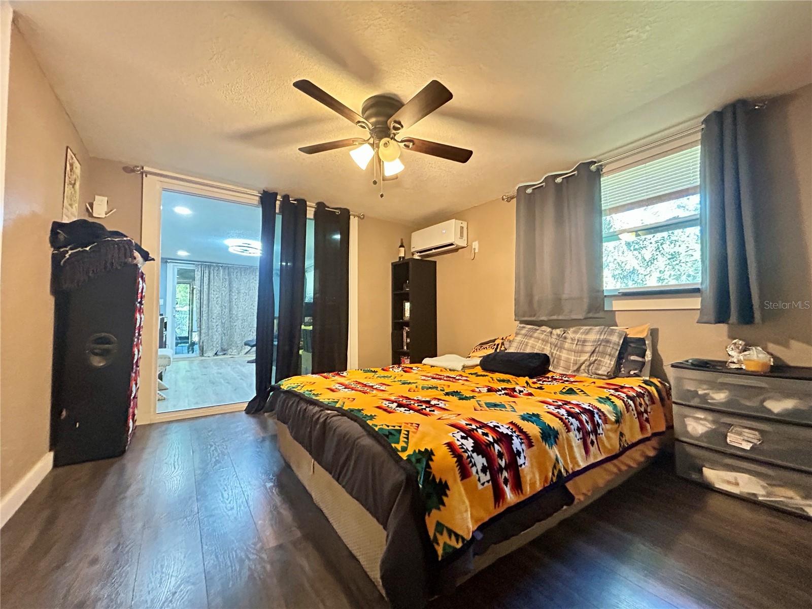 Image 23 of 46 For 10106 Windel Street