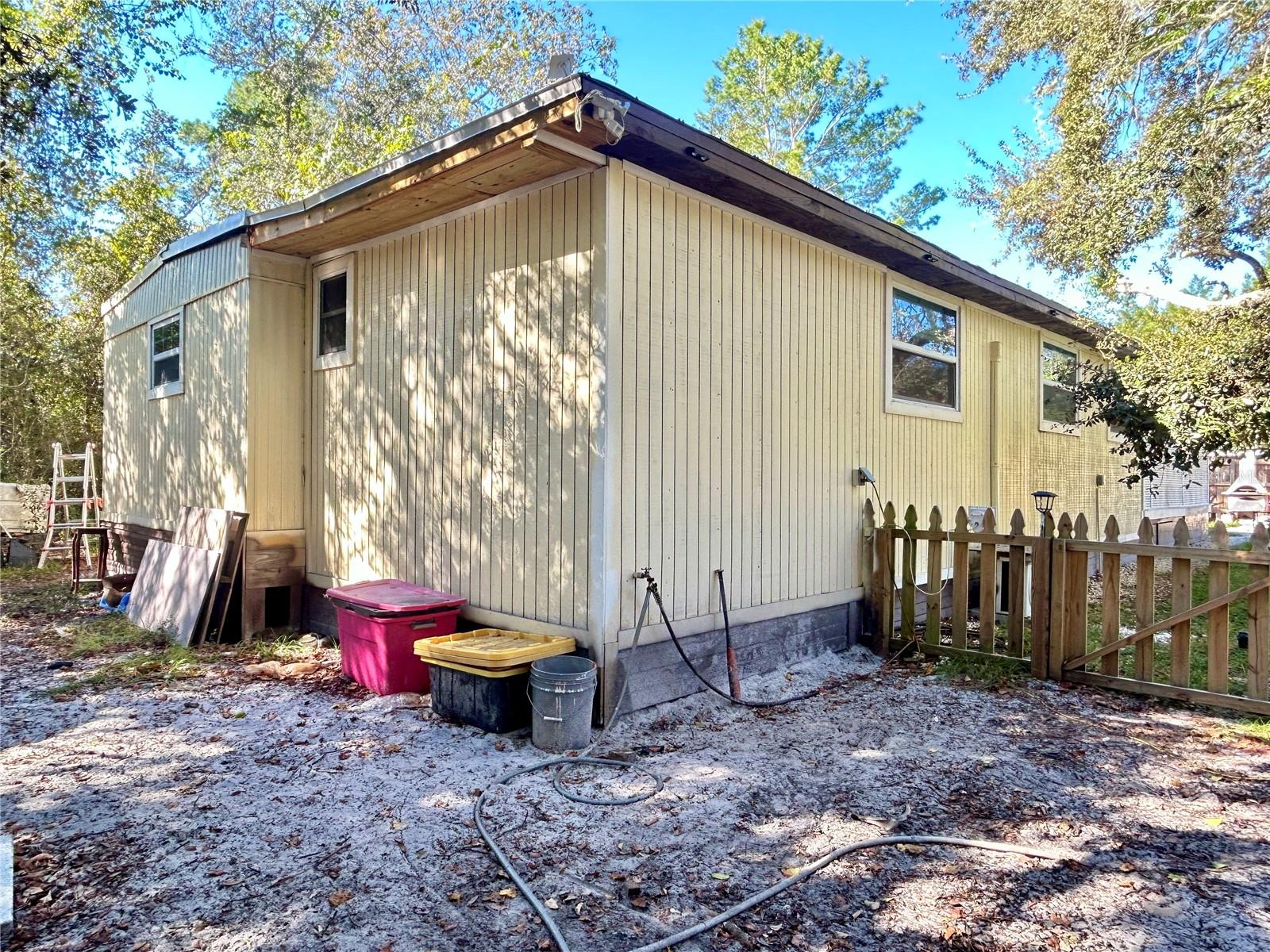 Image 36 of 46 For 10106 Windel Street