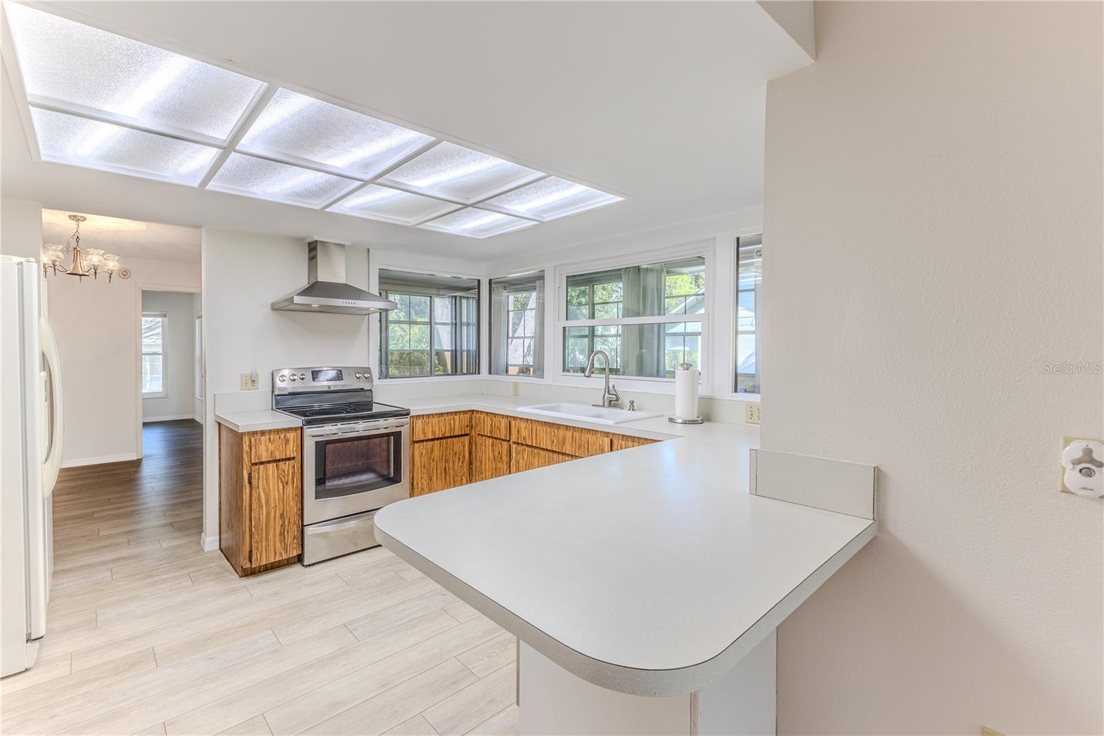 Image 19 of 71 For 2692 Royal Ridge Drive