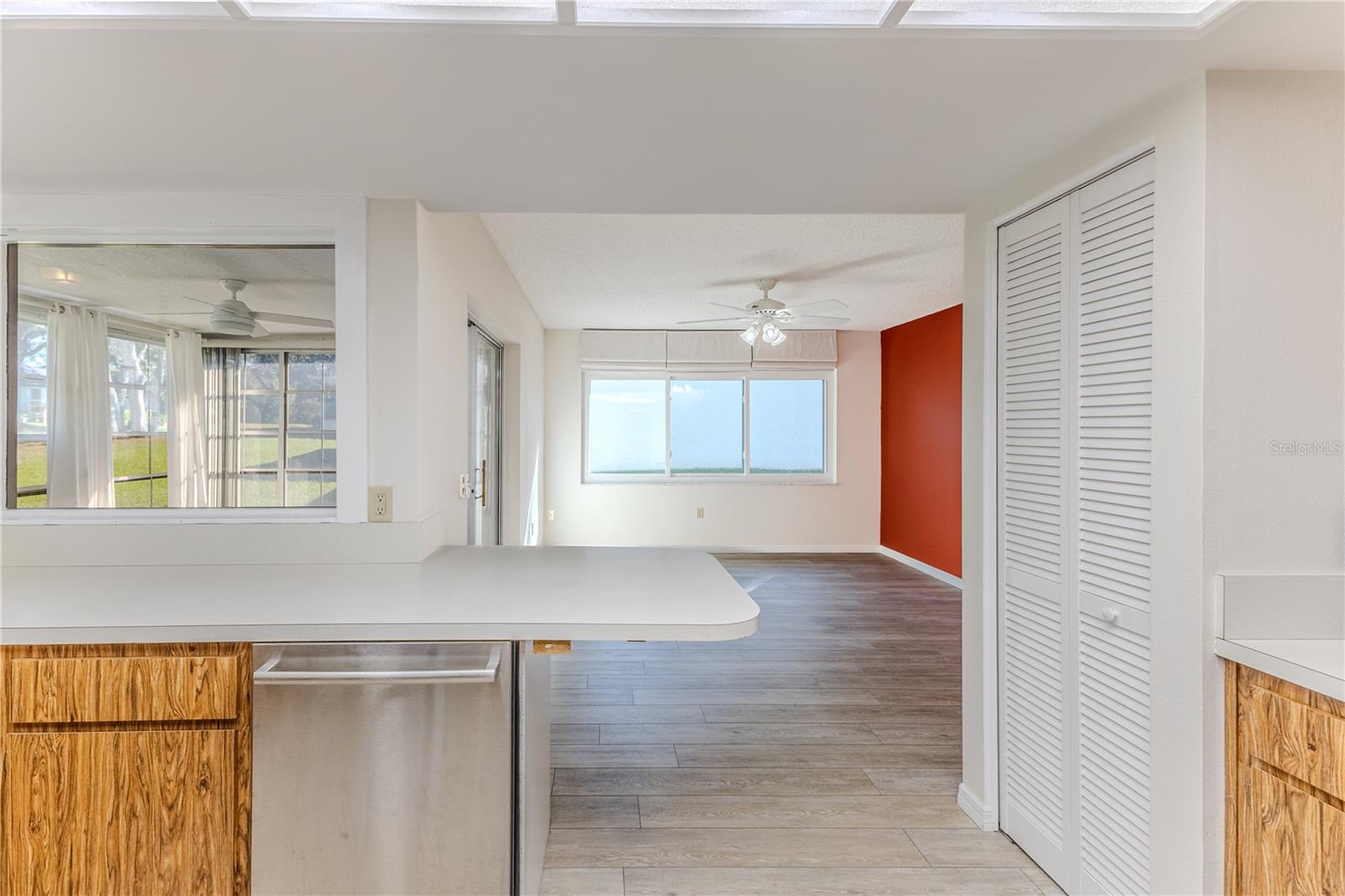 Image 22 of 71 For 2692 Royal Ridge Drive