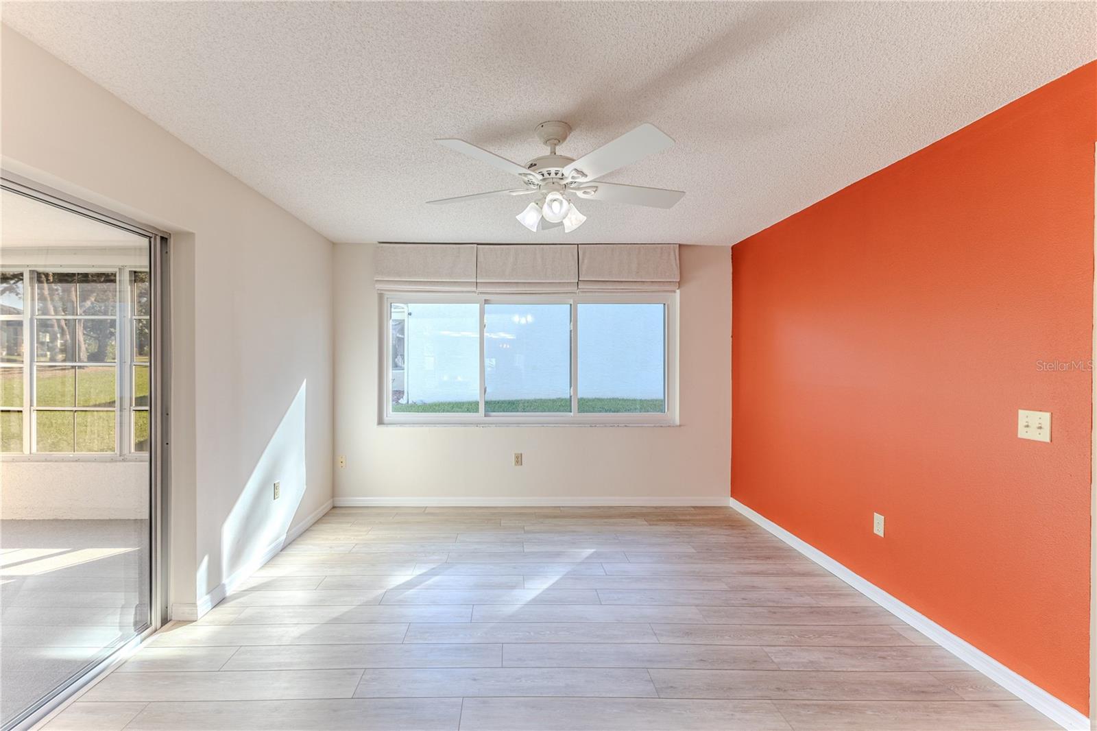 Image 23 of 71 For 2692 Royal Ridge Drive