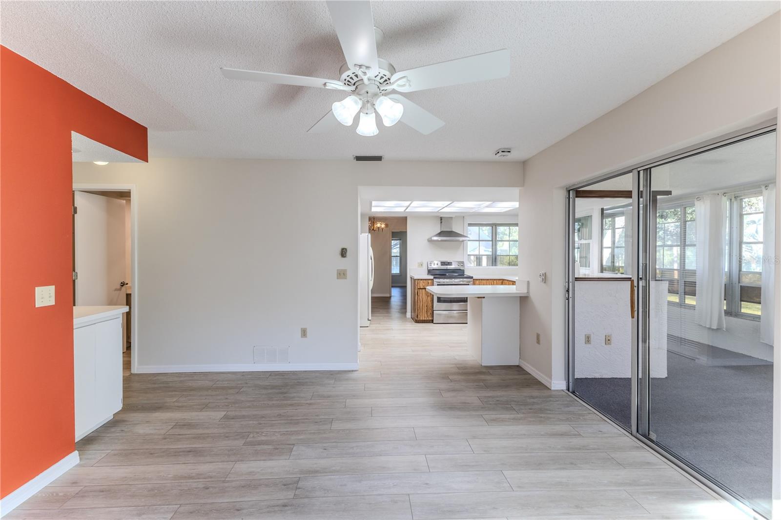 Image 26 of 71 For 2692 Royal Ridge Drive