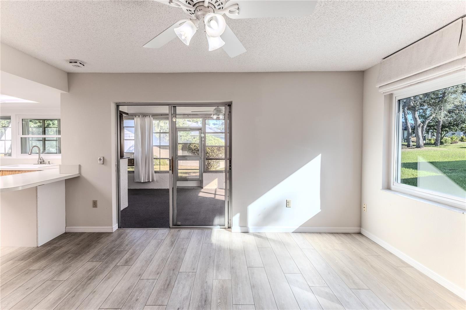 Image 27 of 71 For 2692 Royal Ridge Drive
