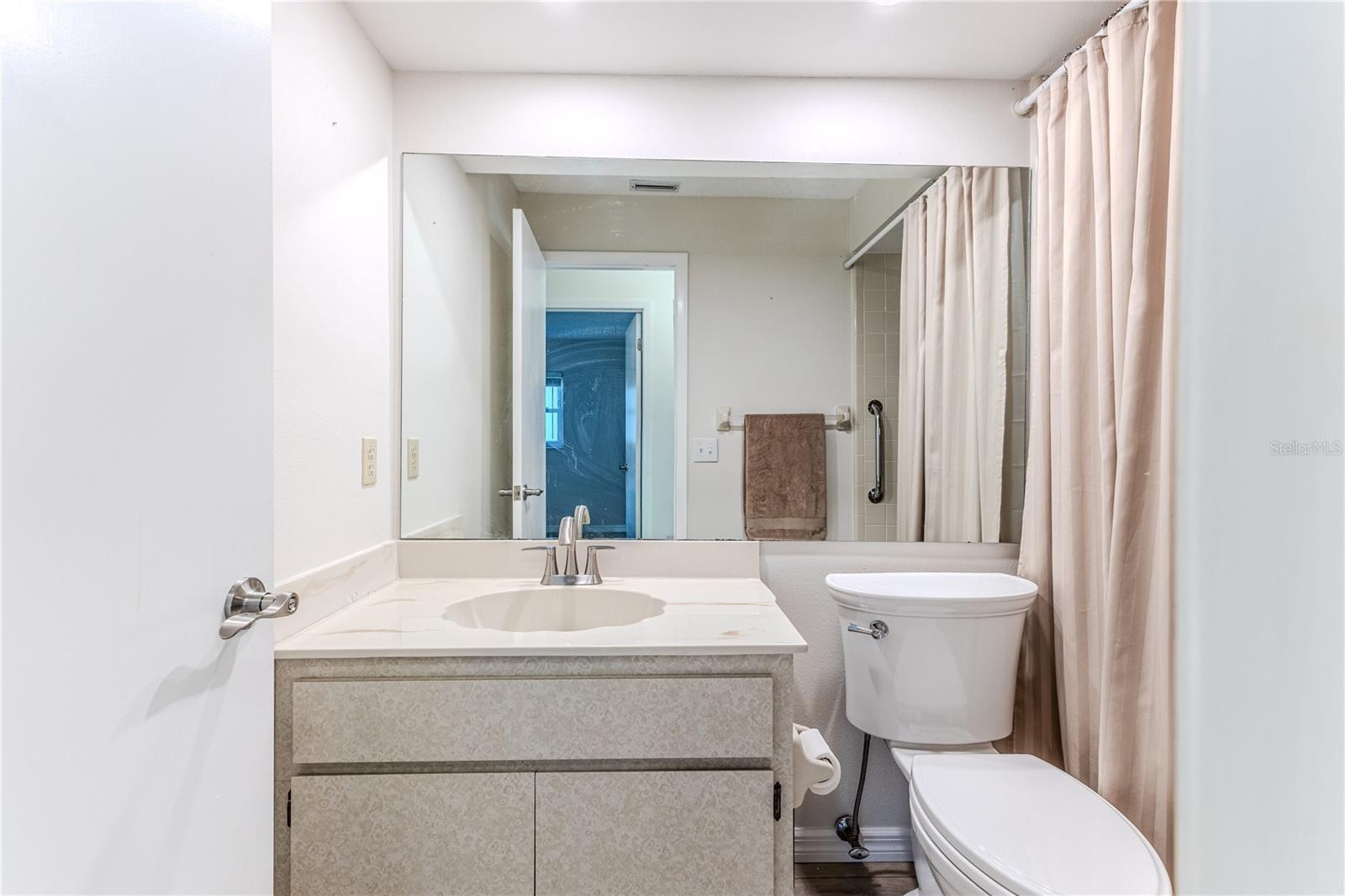 Image 40 of 71 For 2692 Royal Ridge Drive