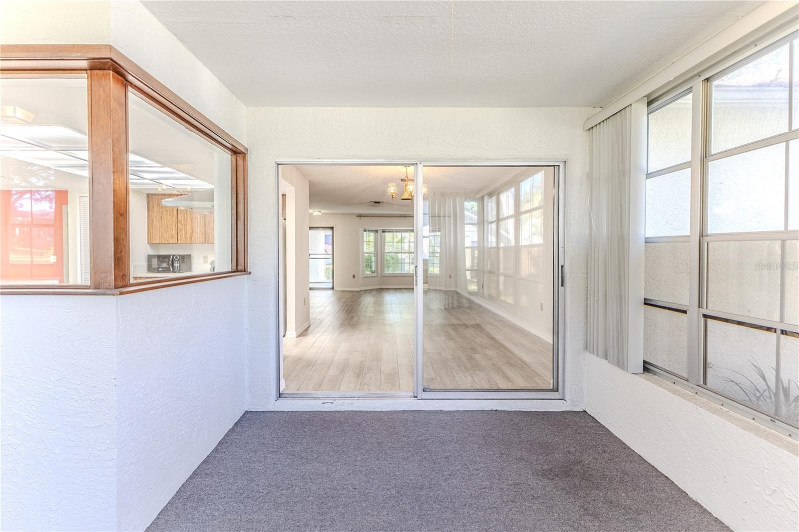 Image 42 of 71 For 2692 Royal Ridge Drive