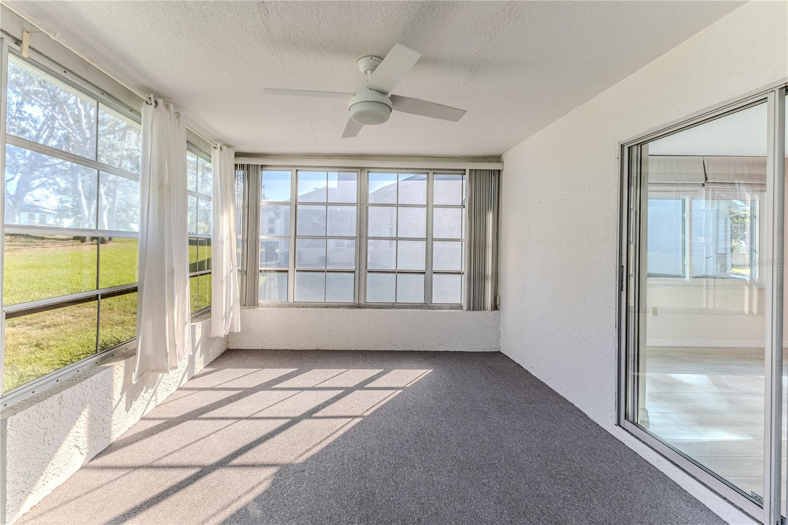 Image 49 of 71 For 2692 Royal Ridge Drive
