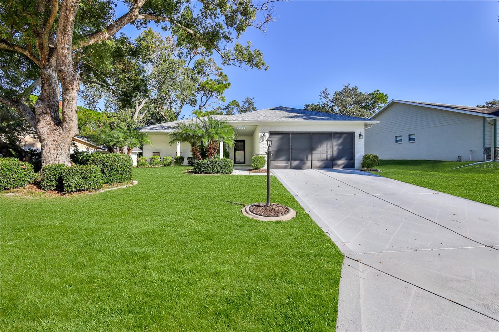 Image 59 of 71 For 2692 Royal Ridge Drive