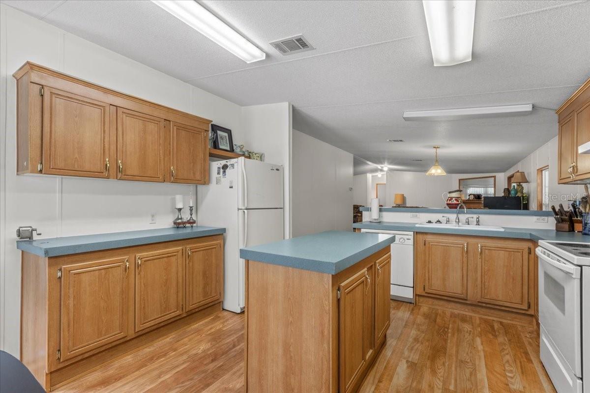 Image 14 of 39 For 1549 642nd Street
