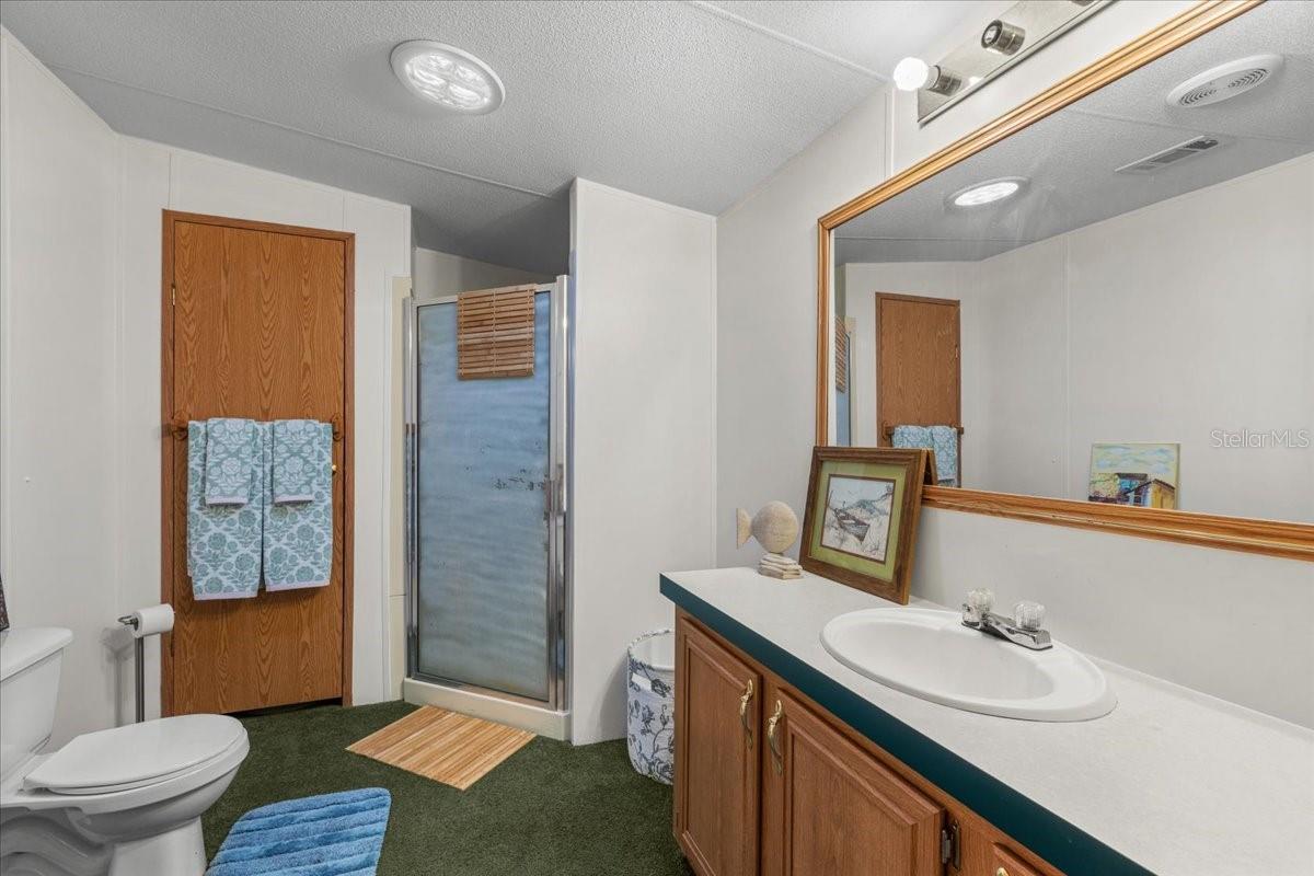 Image 19 of 39 For 1549 642nd Street