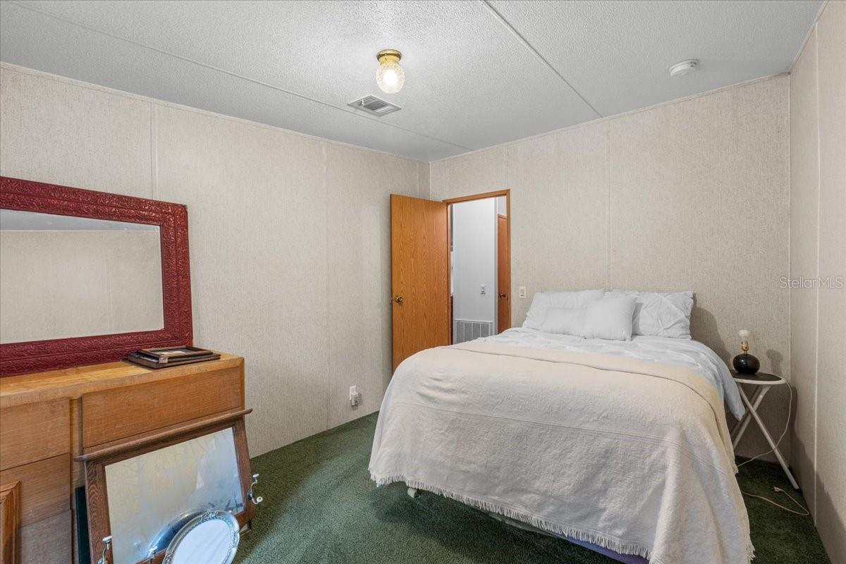 Image 21 of 39 For 1549 642nd Street