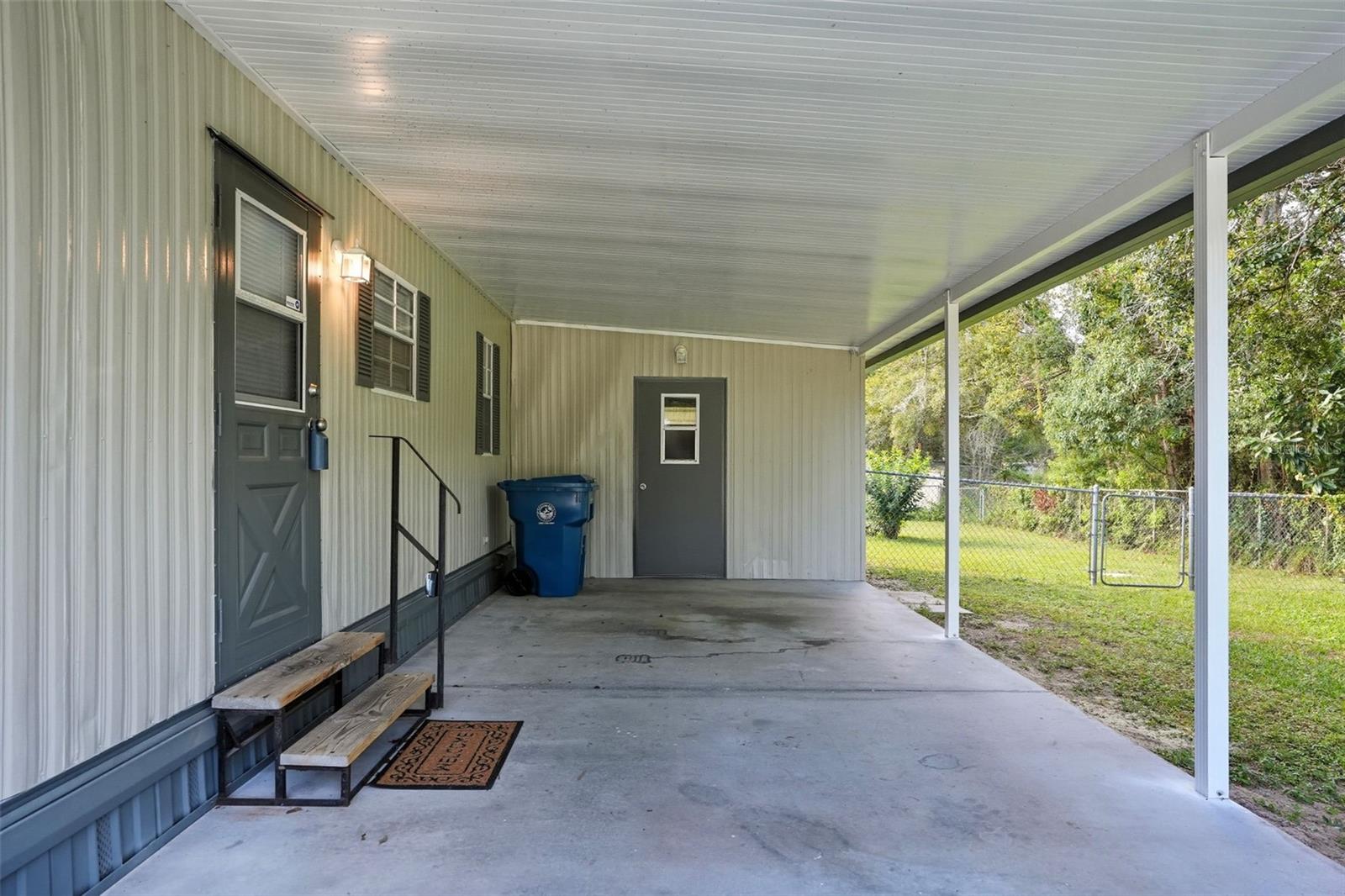 Image 26 of 33 For 18100 Celia Avenue