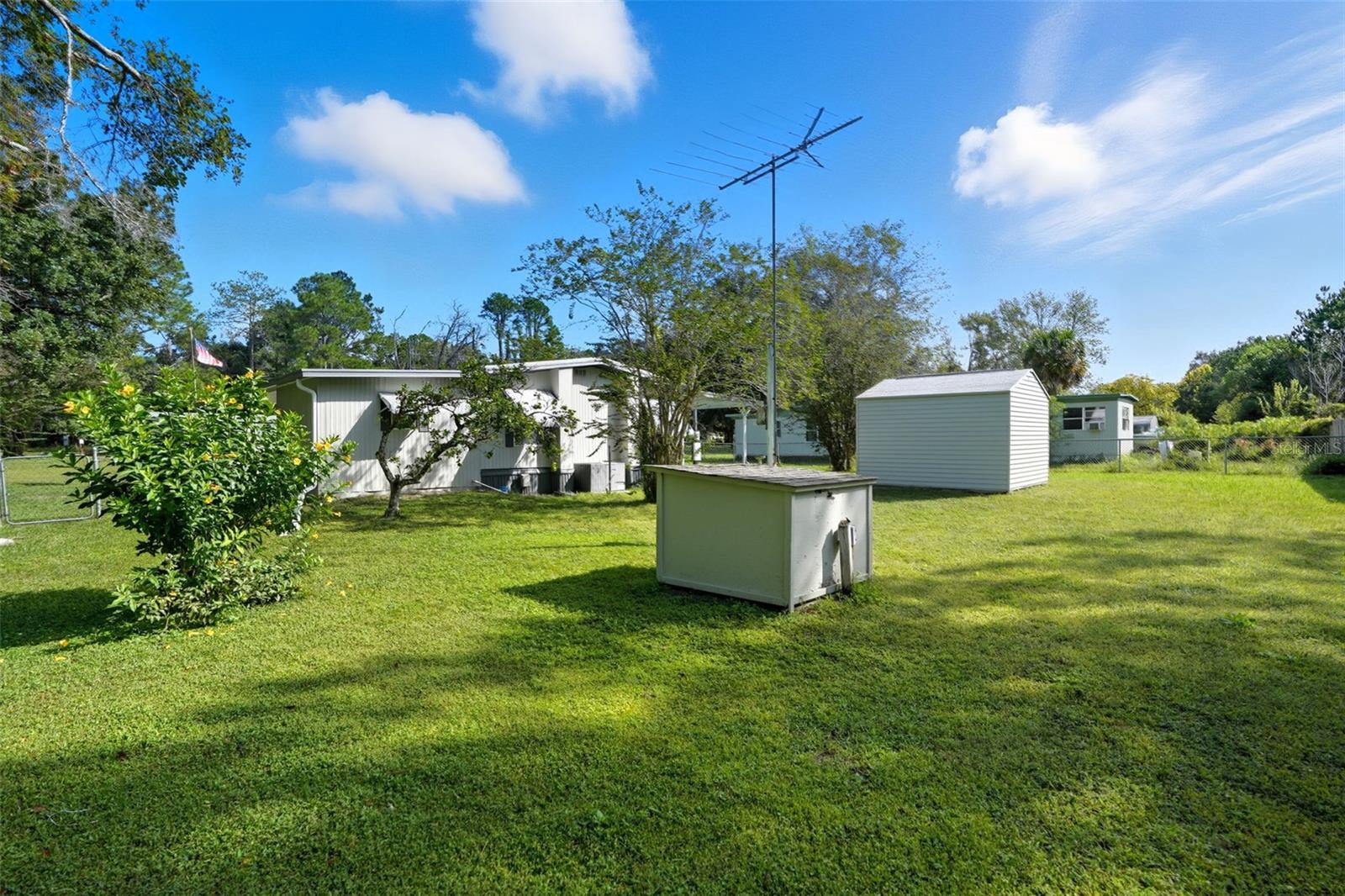 Image 31 of 33 For 18100 Celia Avenue