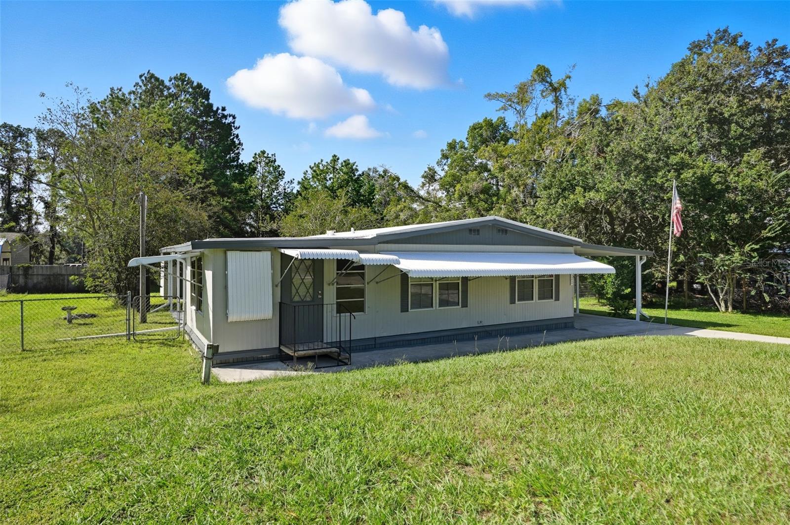 Image 9 of 33 For 18100 Celia Avenue