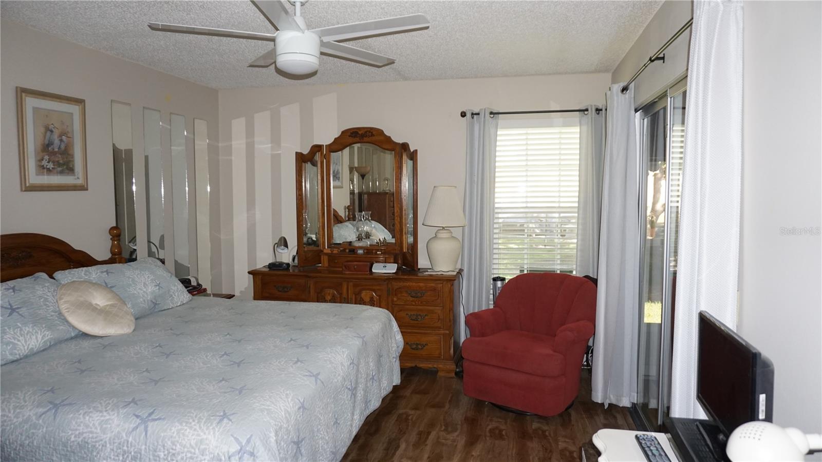 Image 15 of 39 For 11241 Versailles Lane 0