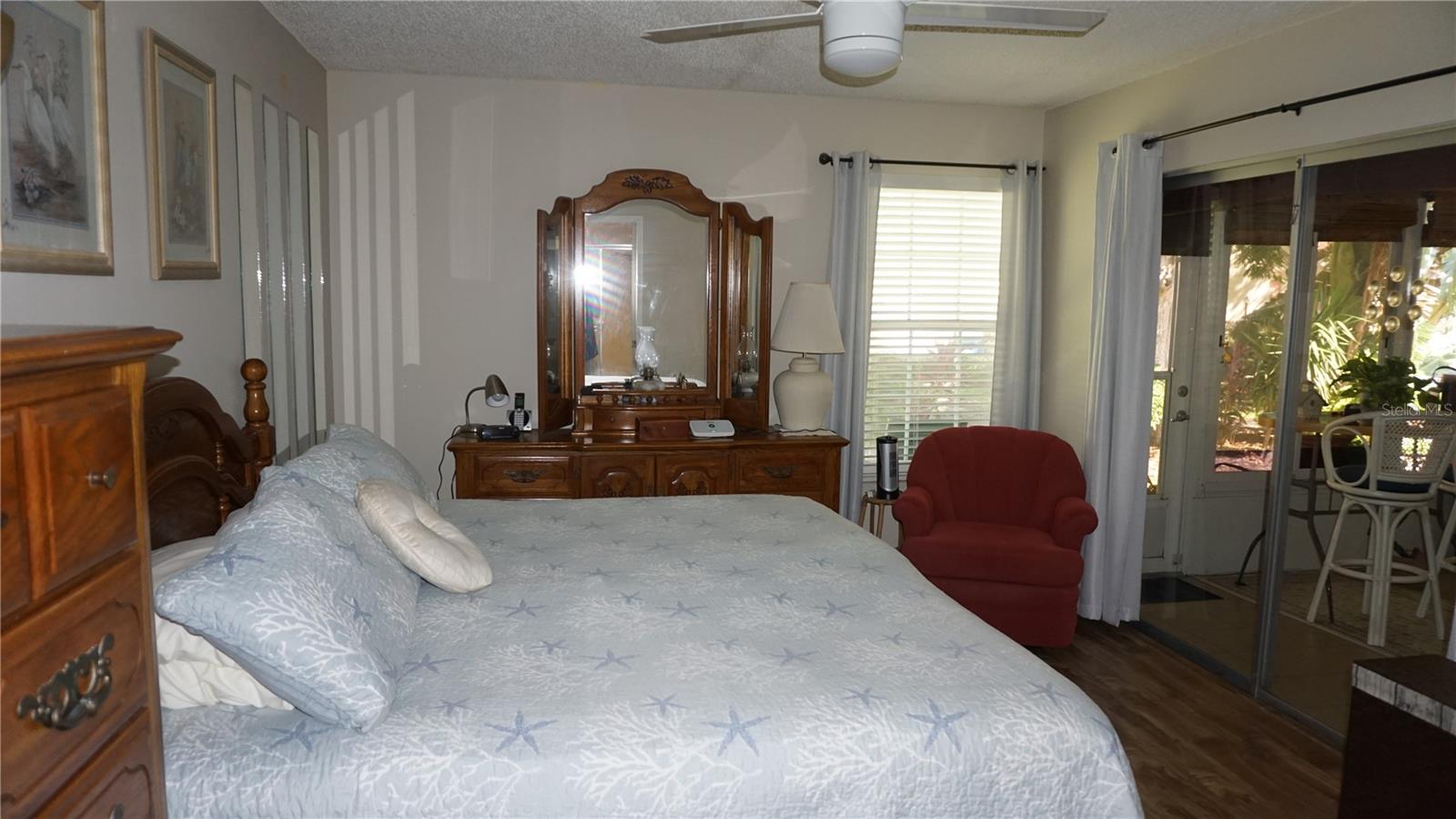 Image 16 of 39 For 11241 Versailles Lane 0