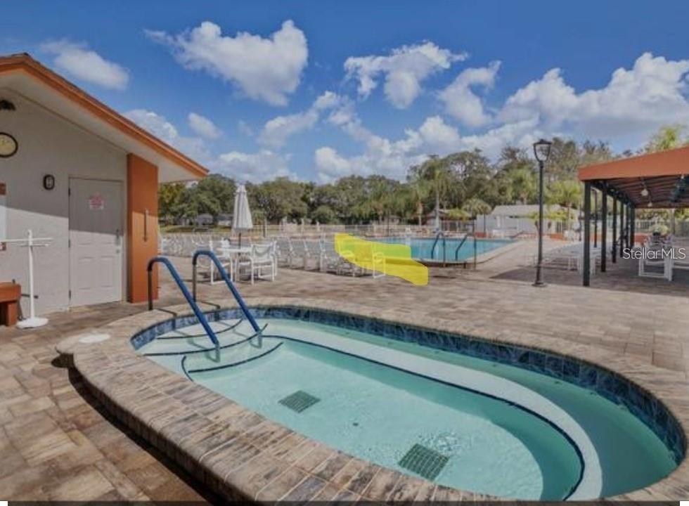 Image 33 of 39 For 11241 Versailles Lane 0