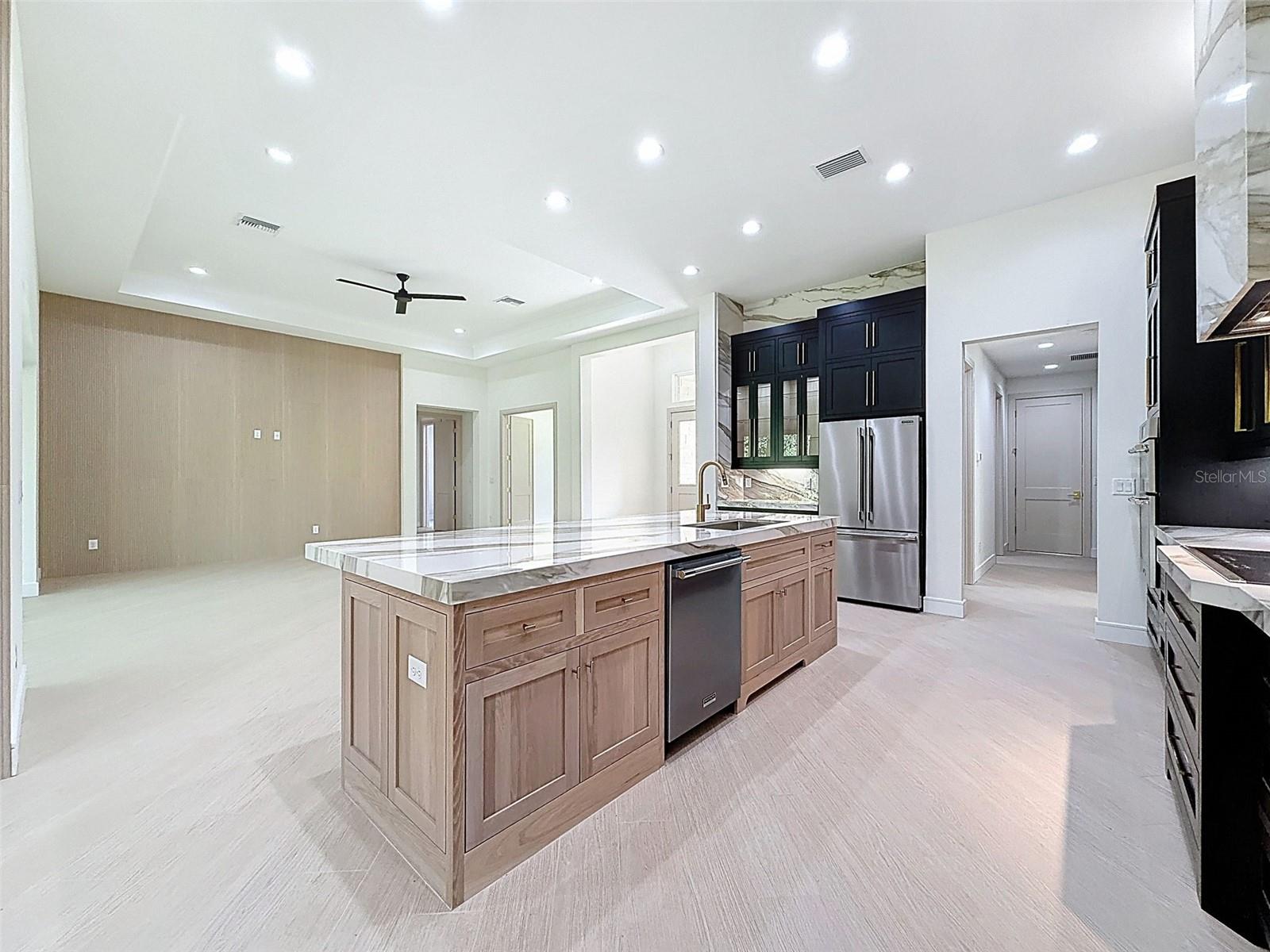 Image 20 of 94 For 88 Daisy Street