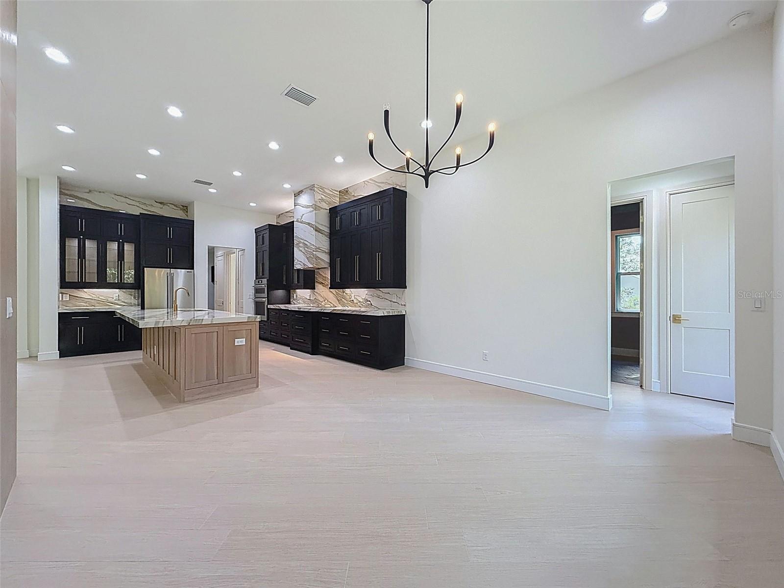 Image 23 of 94 For 88 Daisy Street