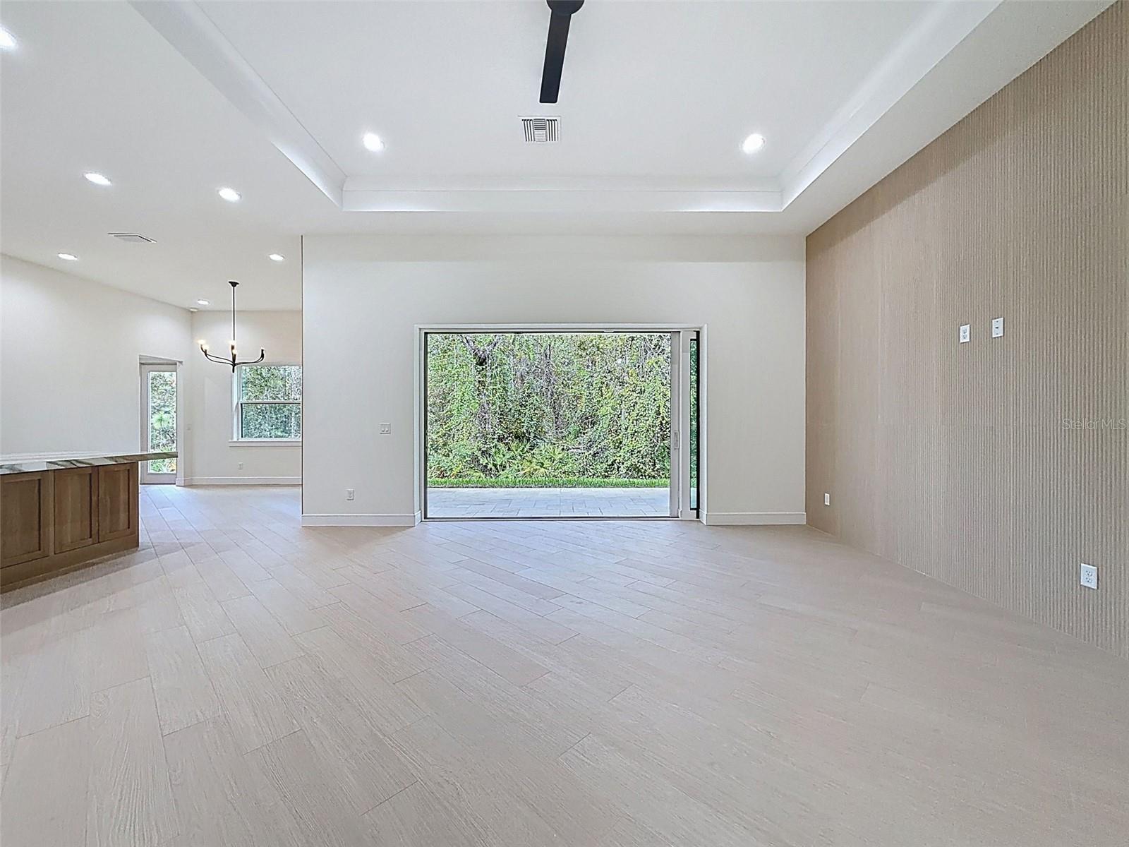 Image 27 of 94 For 88 Daisy Street