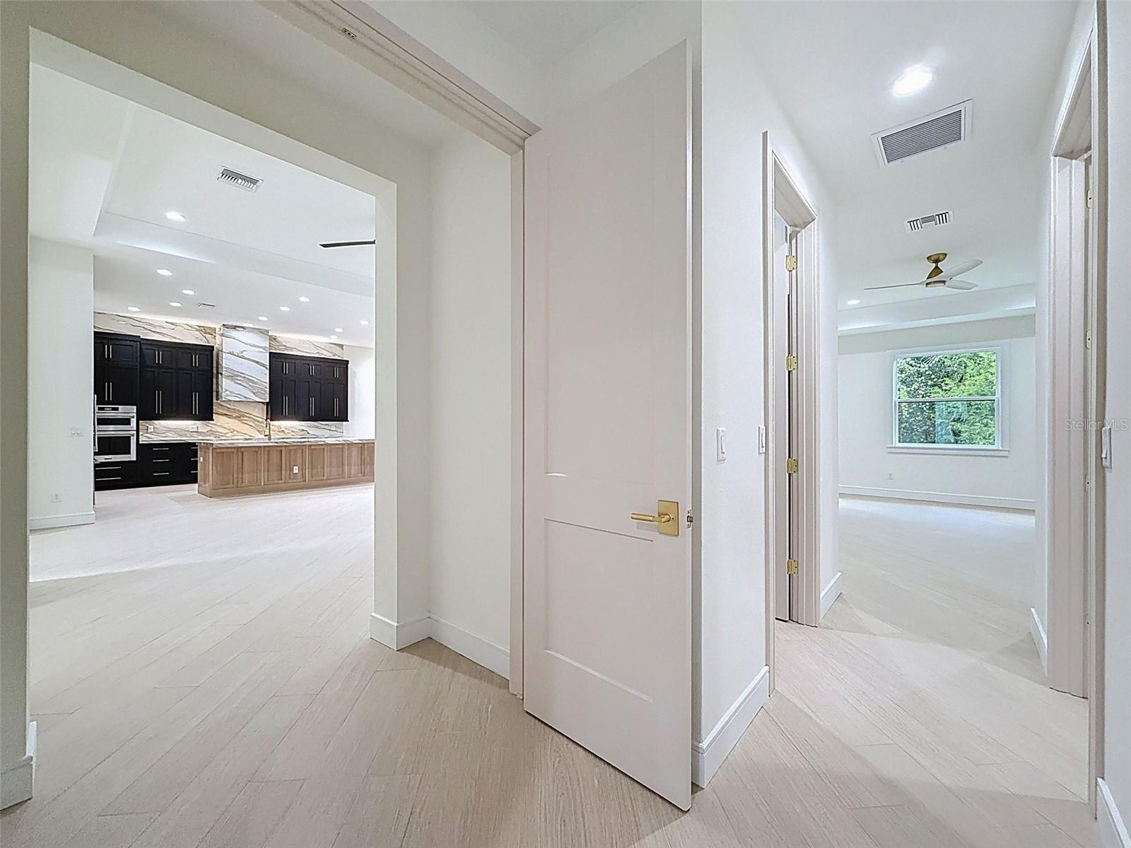 Image 31 of 94 For 88 Daisy Street