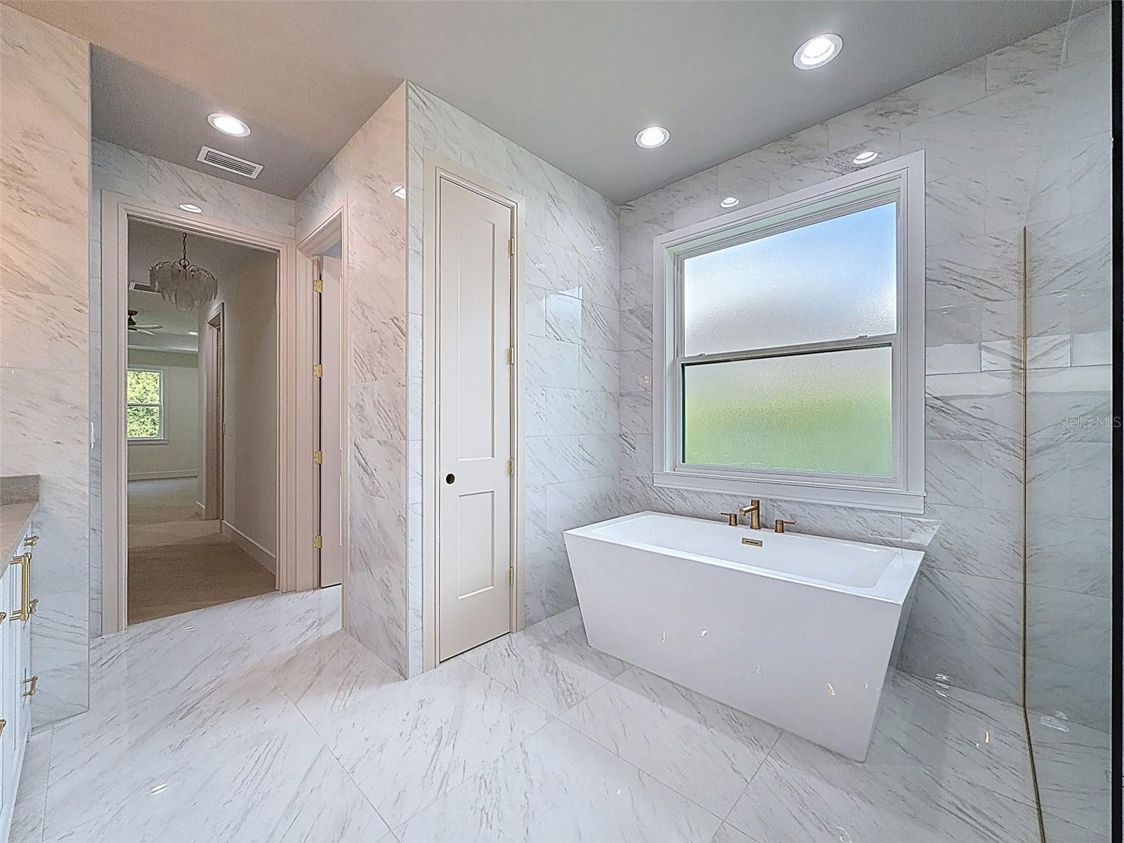 Image 46 of 94 For 88 Daisy Street