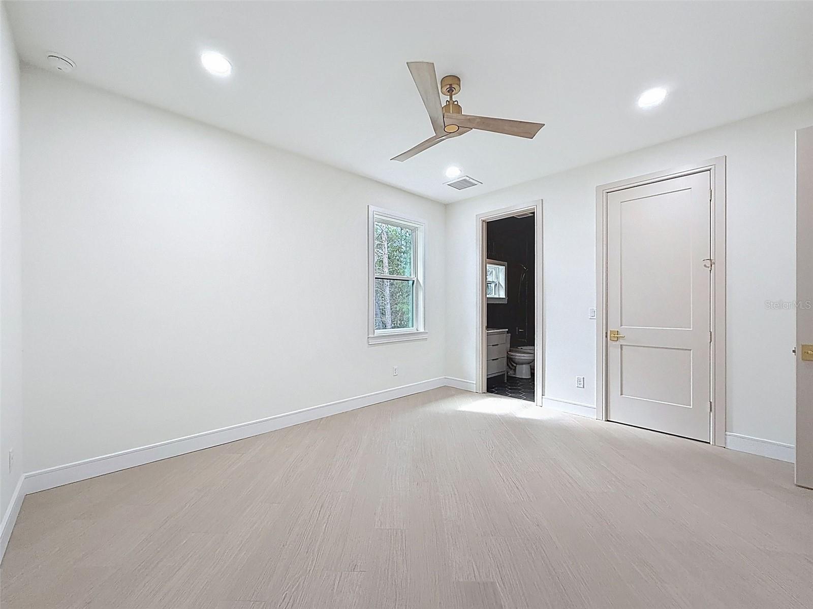 Image 49 of 94 For 88 Daisy Street