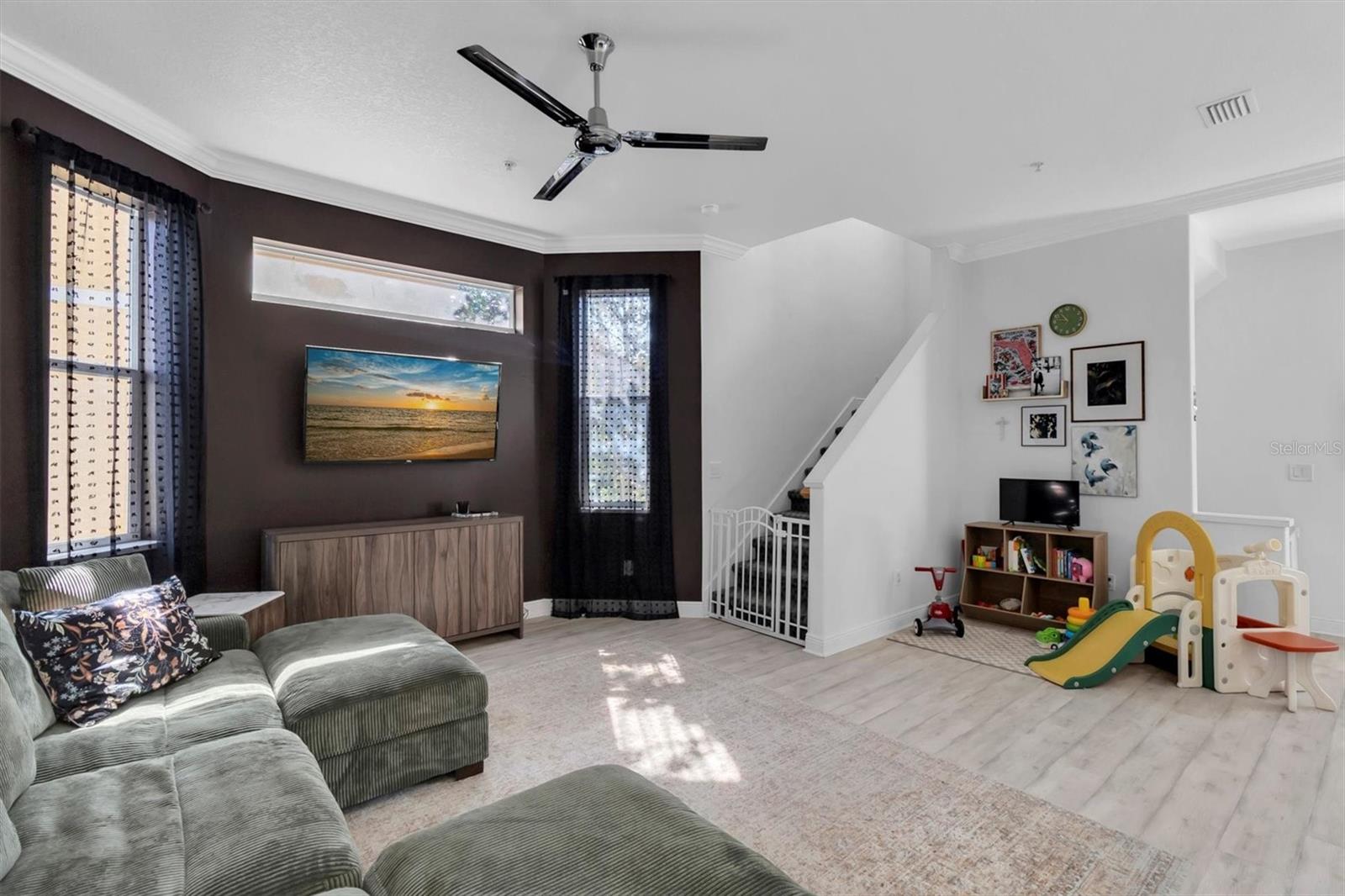 Image 3 of 33 For 487 Bayou Village Drive