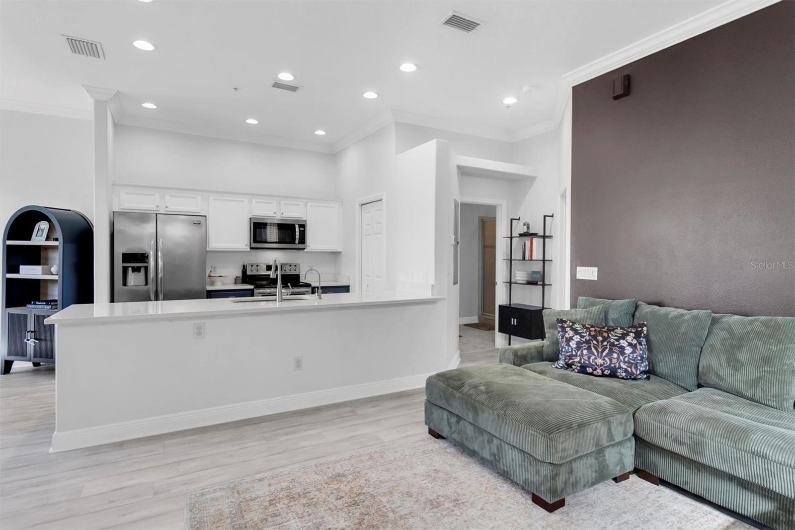 Image 5 of 33 For 487 Bayou Village Drive