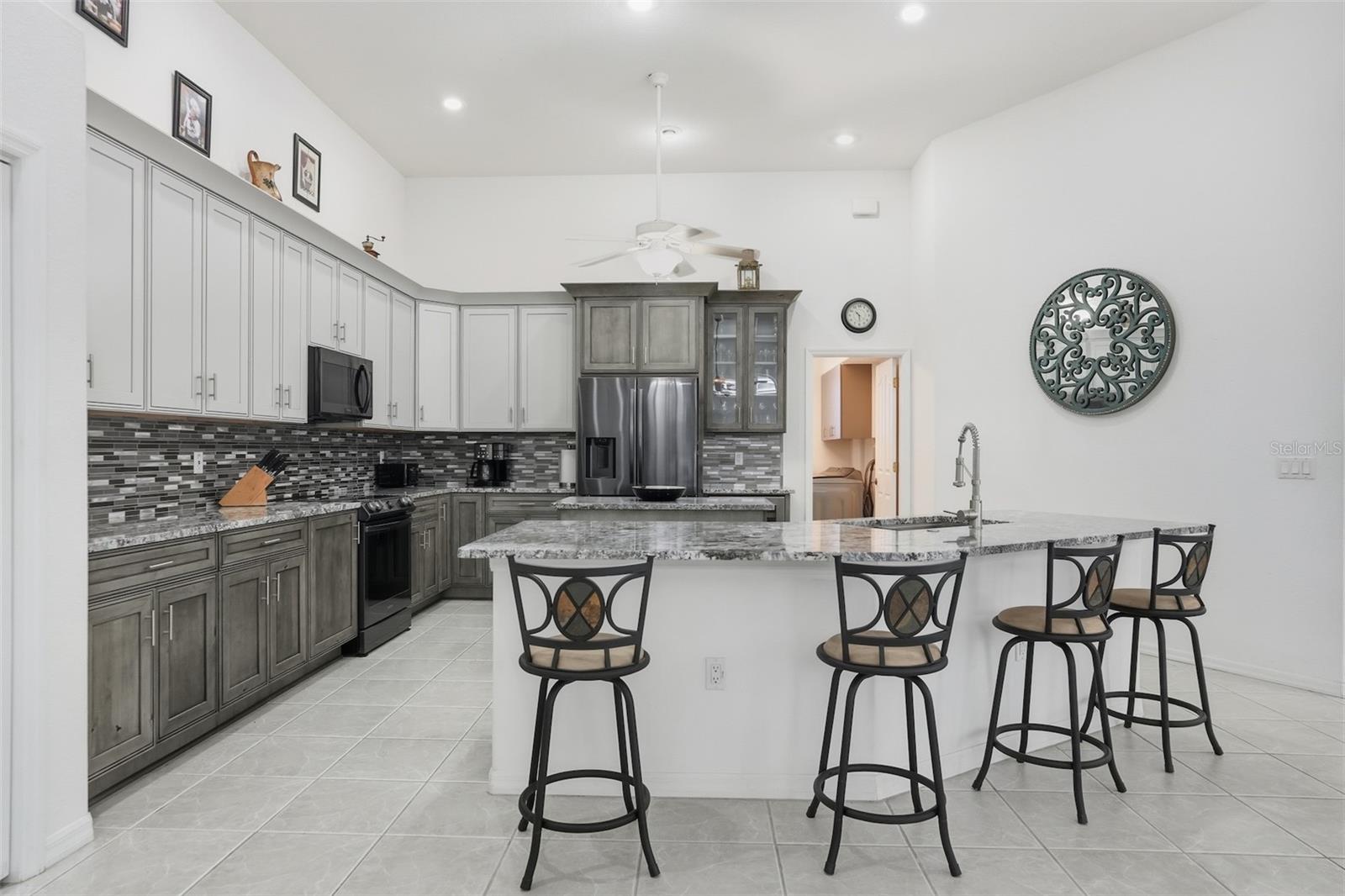 Image 17 of 80 For 11457 Genter Drive