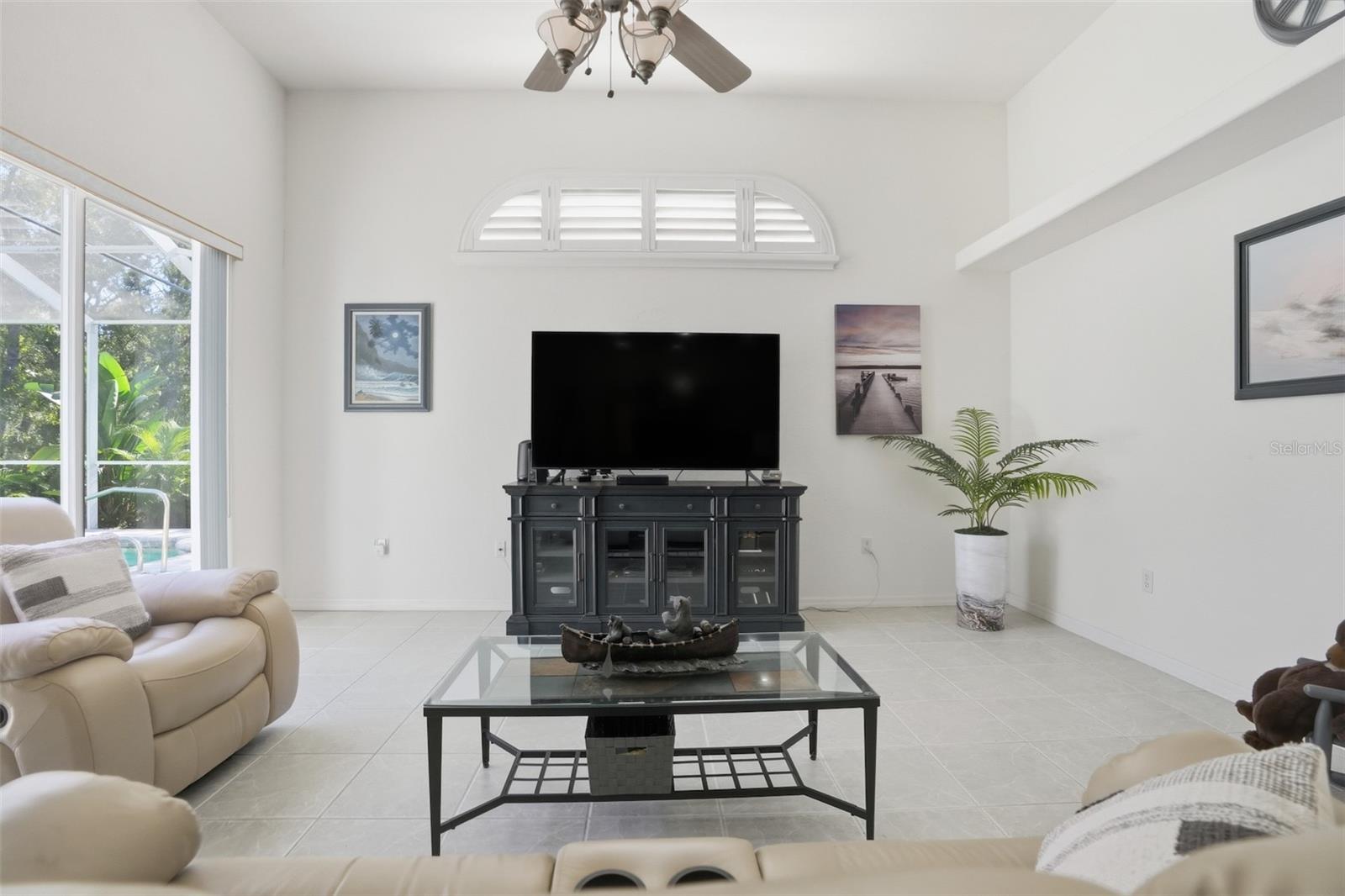 Image 6 of 80 For 11457 Genter Drive