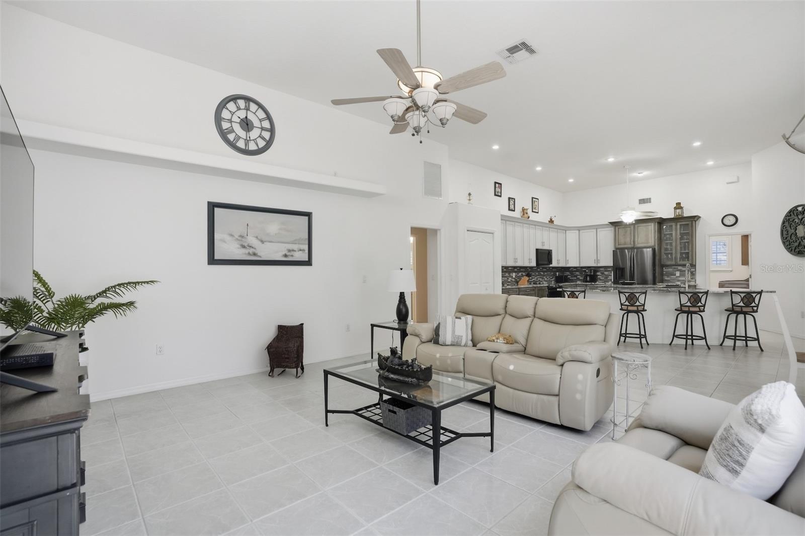 Image 9 of 80 For 11457 Genter Drive