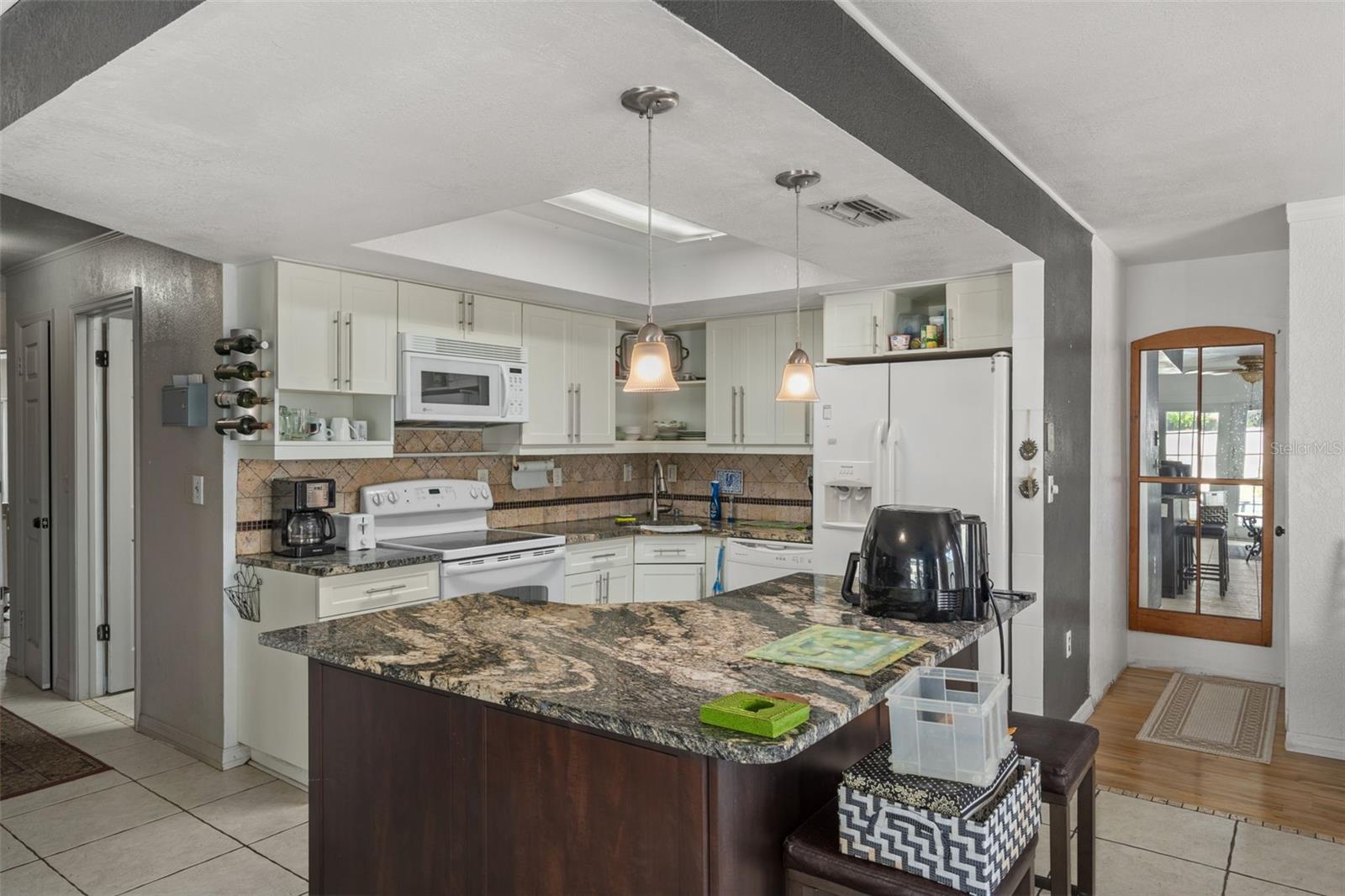 Image 11 of 40 For 9267 Gibralter Street