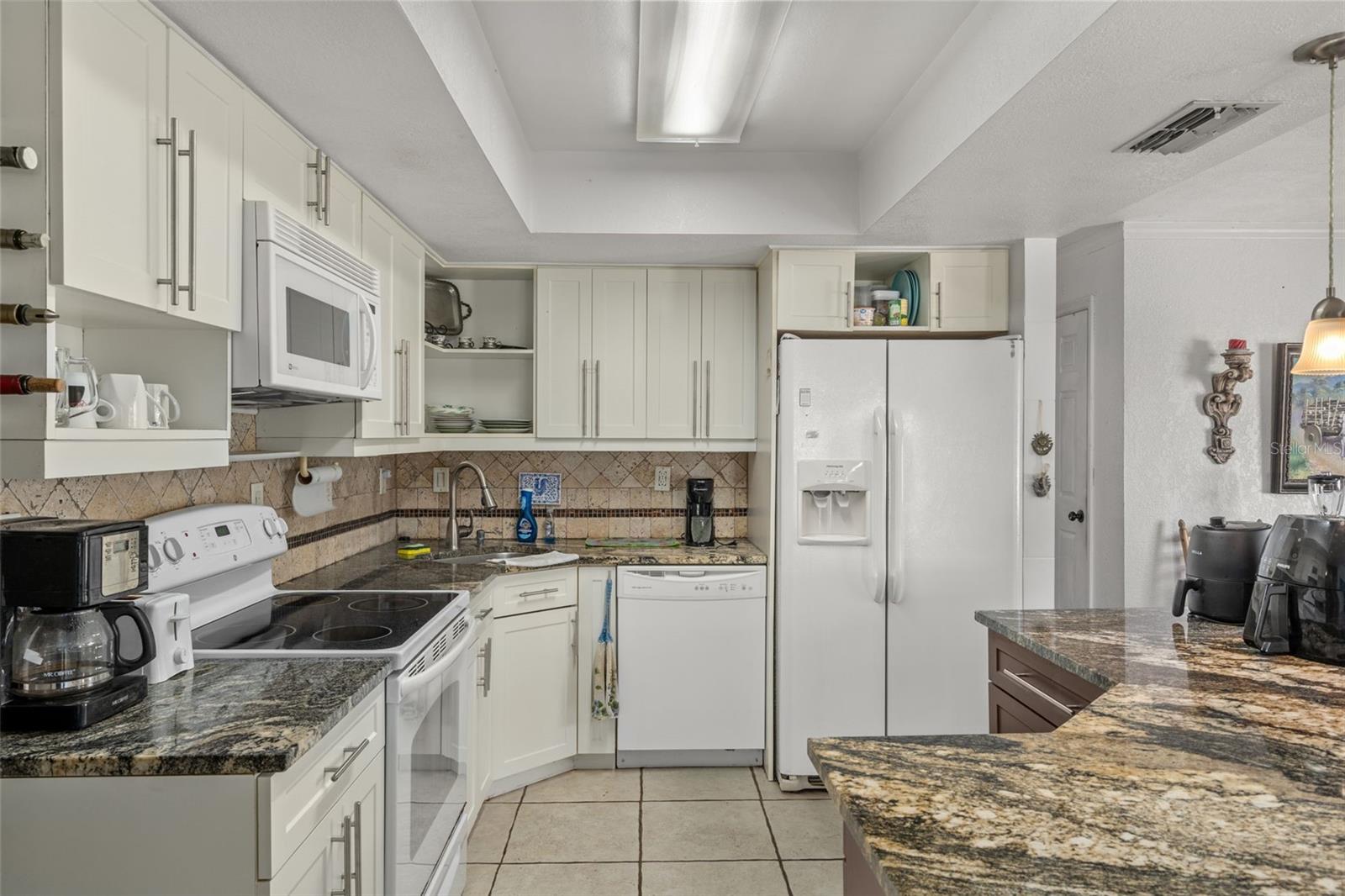 Image 12 of 40 For 9267 Gibralter Street