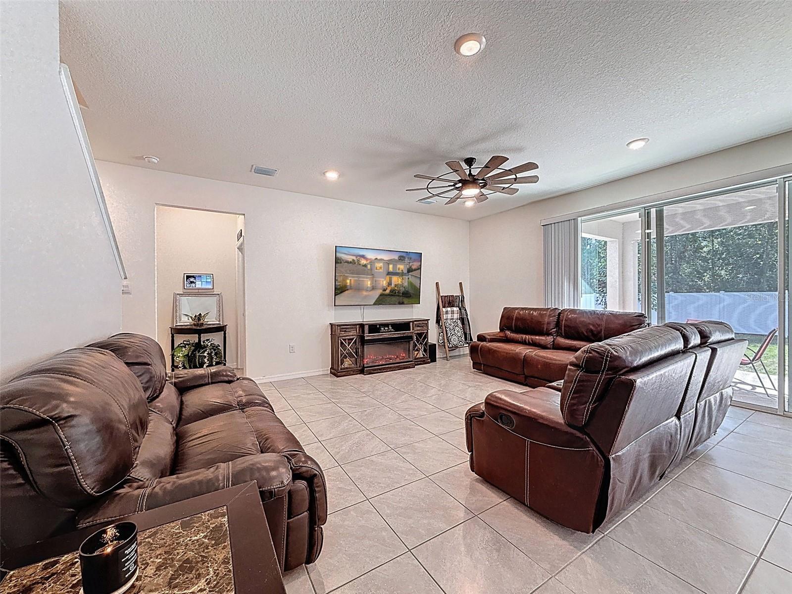 Image 18 of 46 For 3797 Autumn Amber Drive