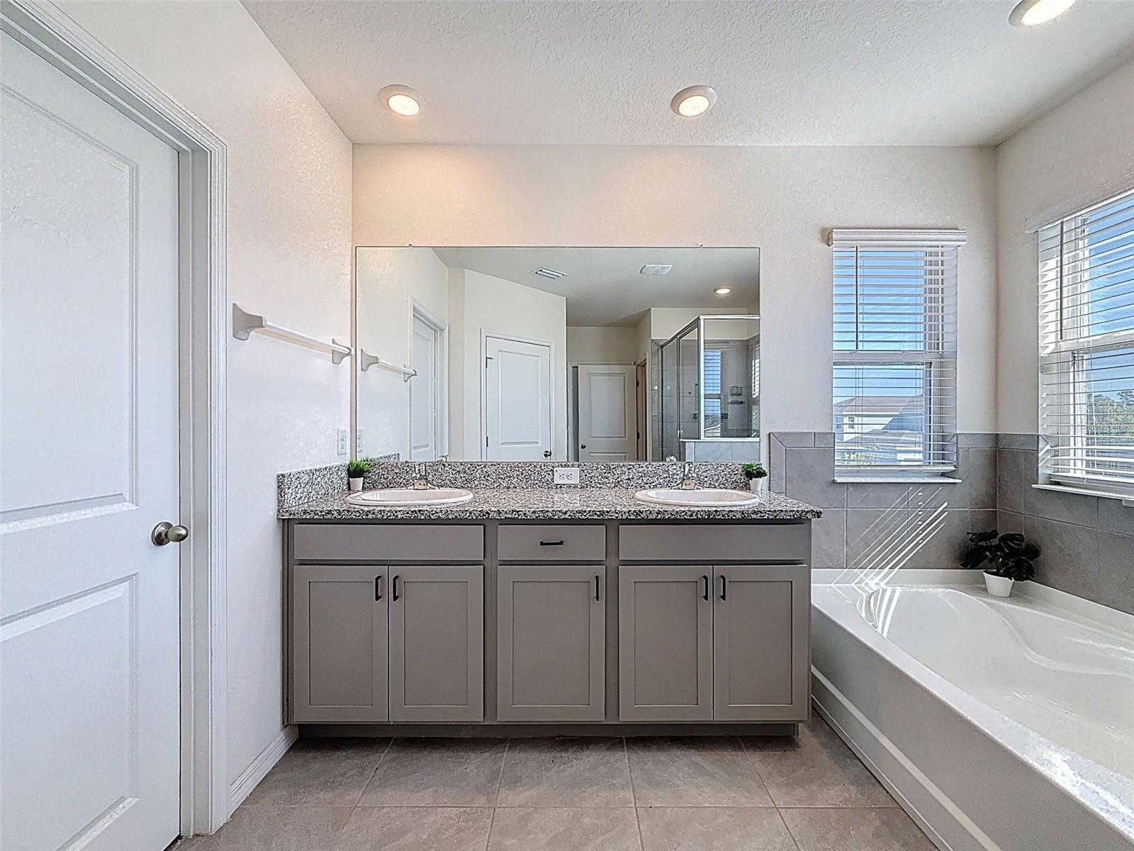 Image 25 of 46 For 3797 Autumn Amber Drive