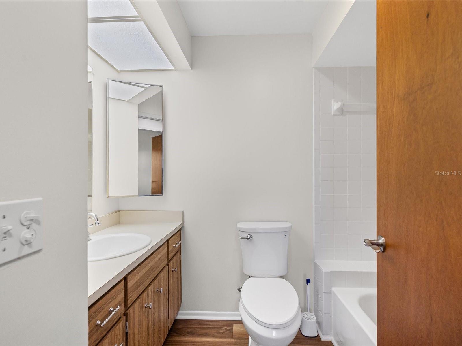 Image 14 of 31 For 6111 Chesham Drive 2