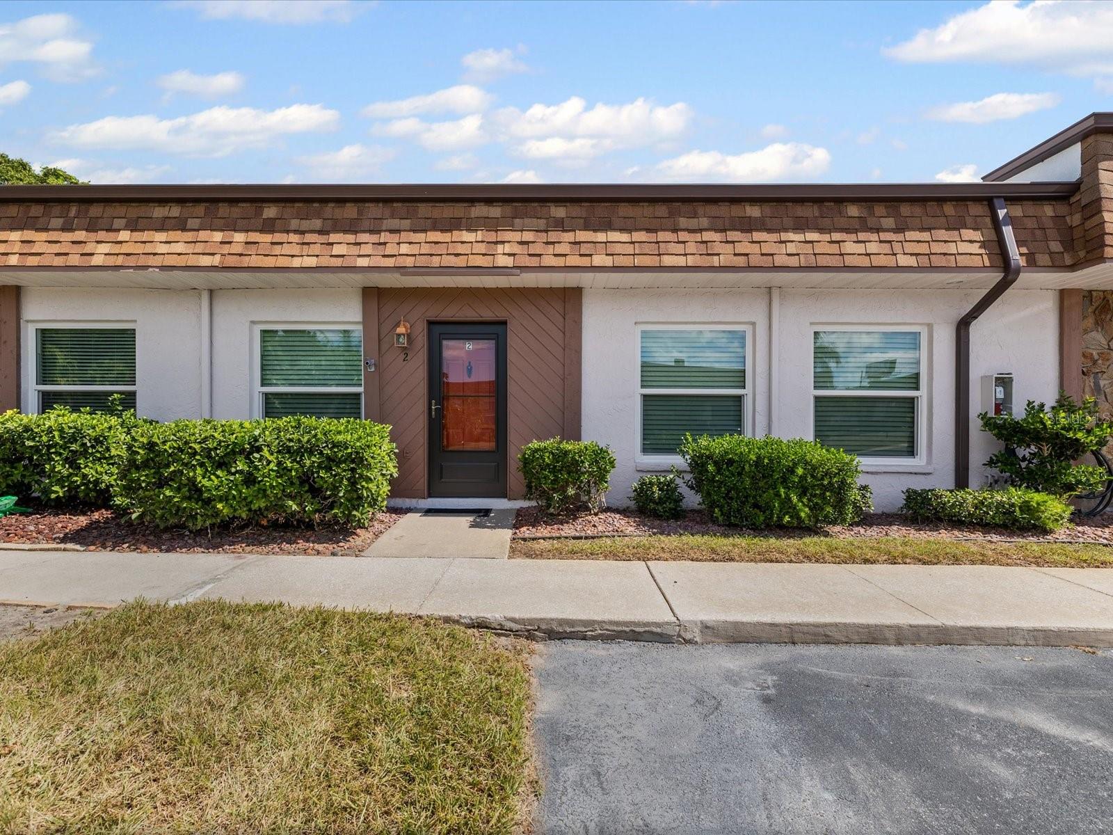 Image 2 of 31 For 6111 Chesham Drive 2