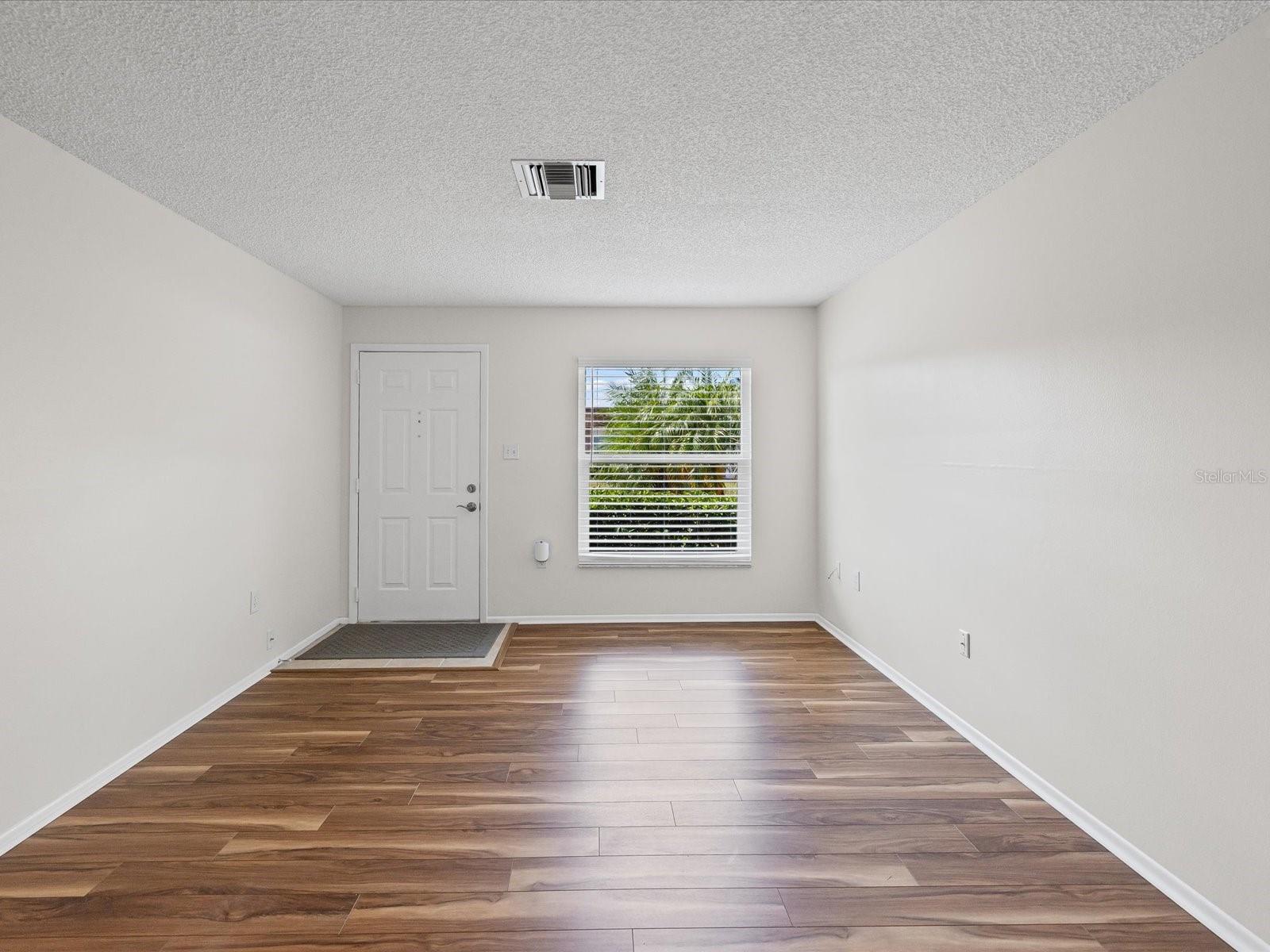 Image 26 of 31 For 6111 Chesham Drive 2