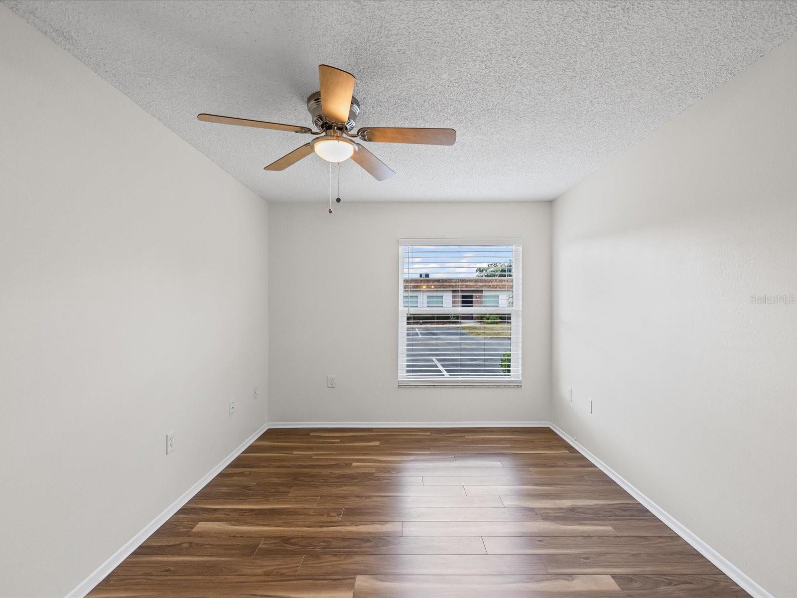 Image 4 of 31 For 6111 Chesham Drive 2