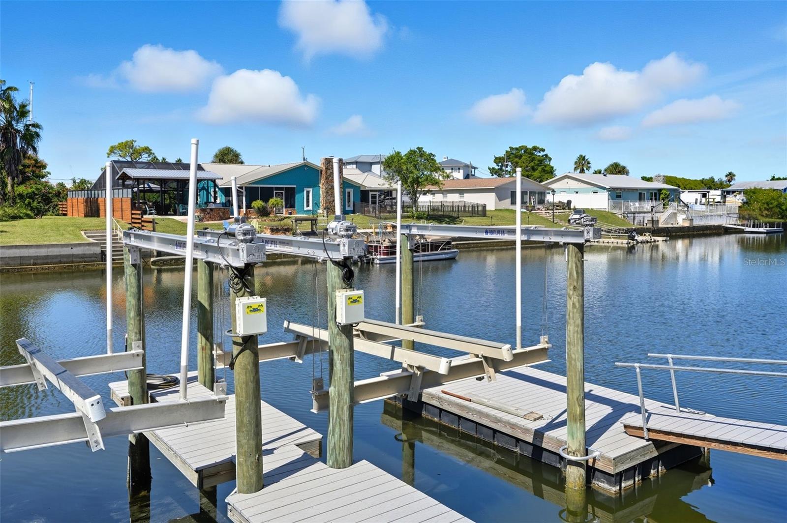 Image 16 of 80 For 4375 2nd Isle Drive