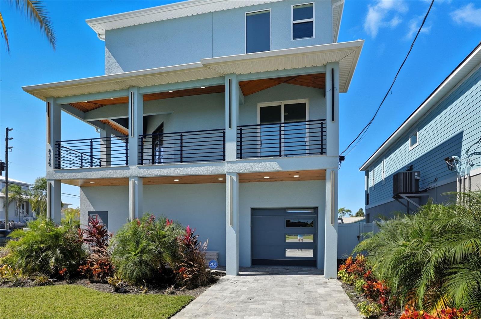 Image 75 of 80 For 4375 2nd Isle Drive