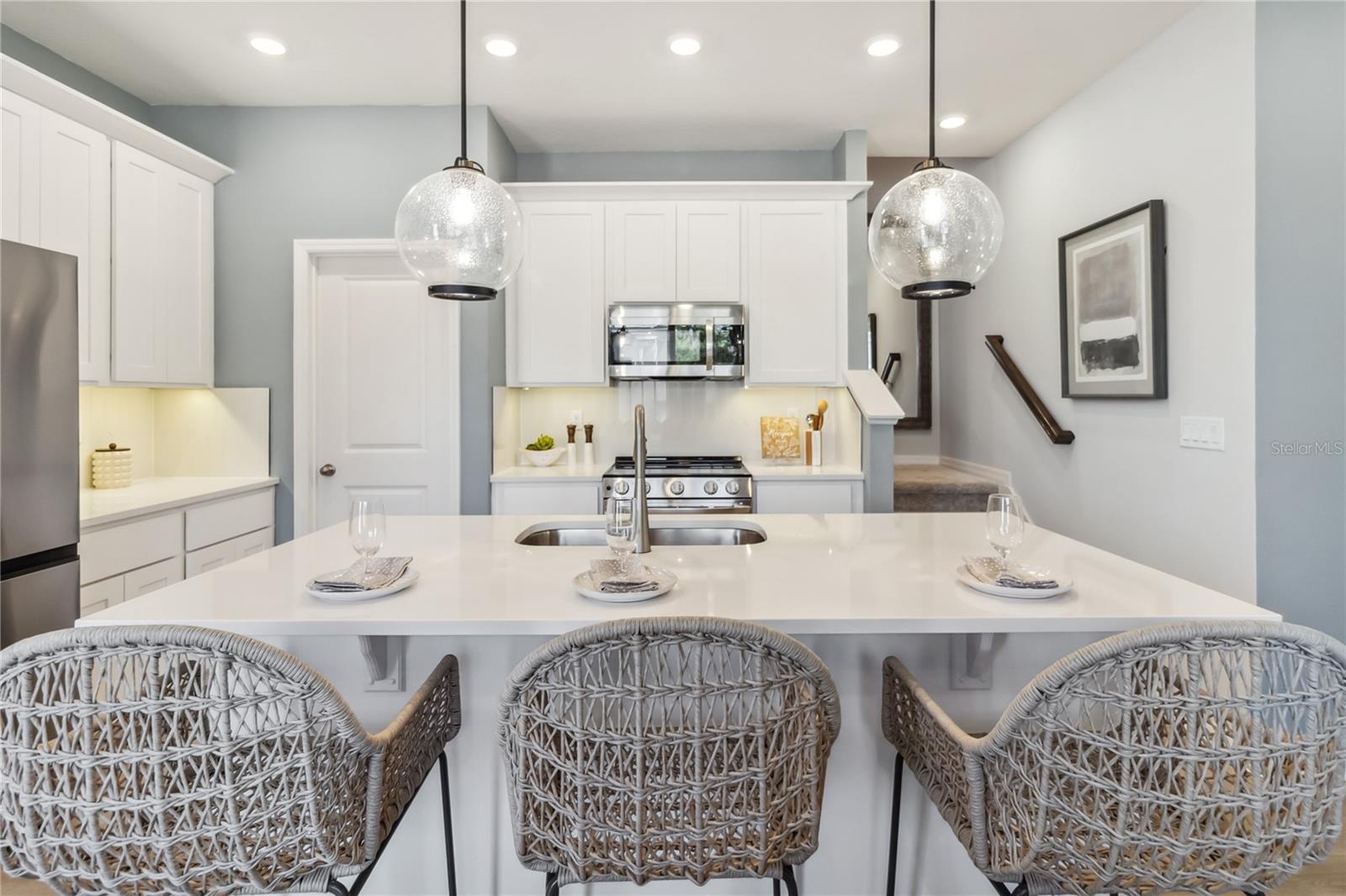 Image 3 of 20 For 5273 Luisa Court