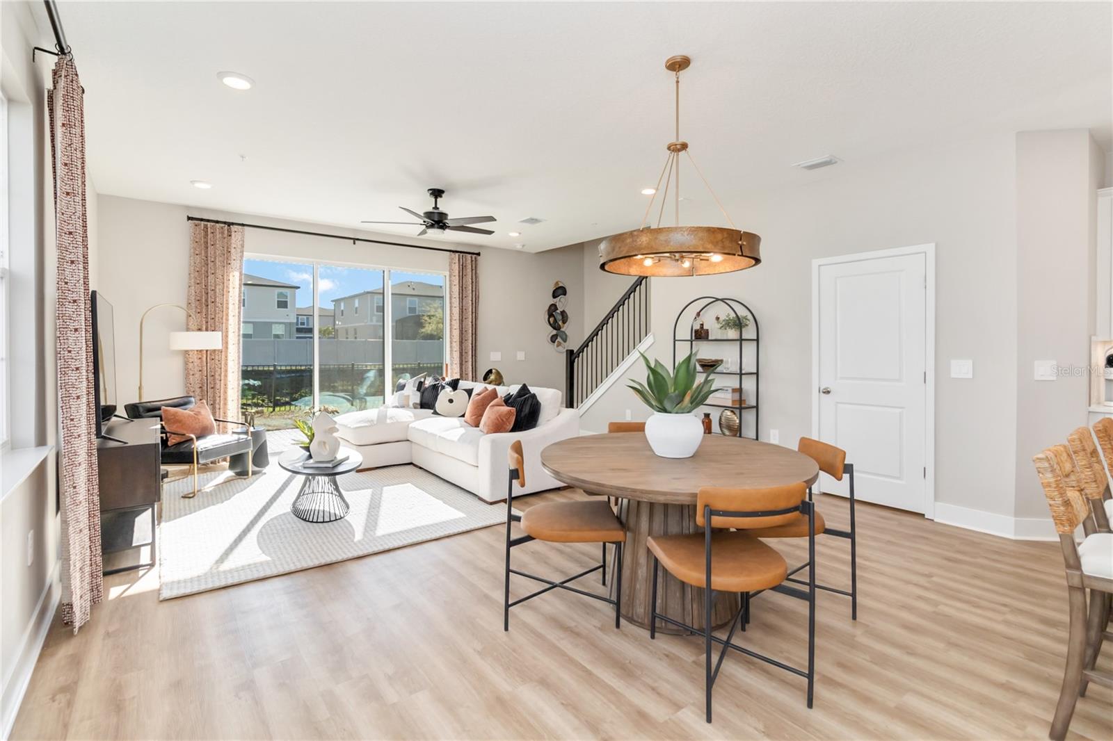 Image 4 of 23 For 1085 Orange Trailside Way