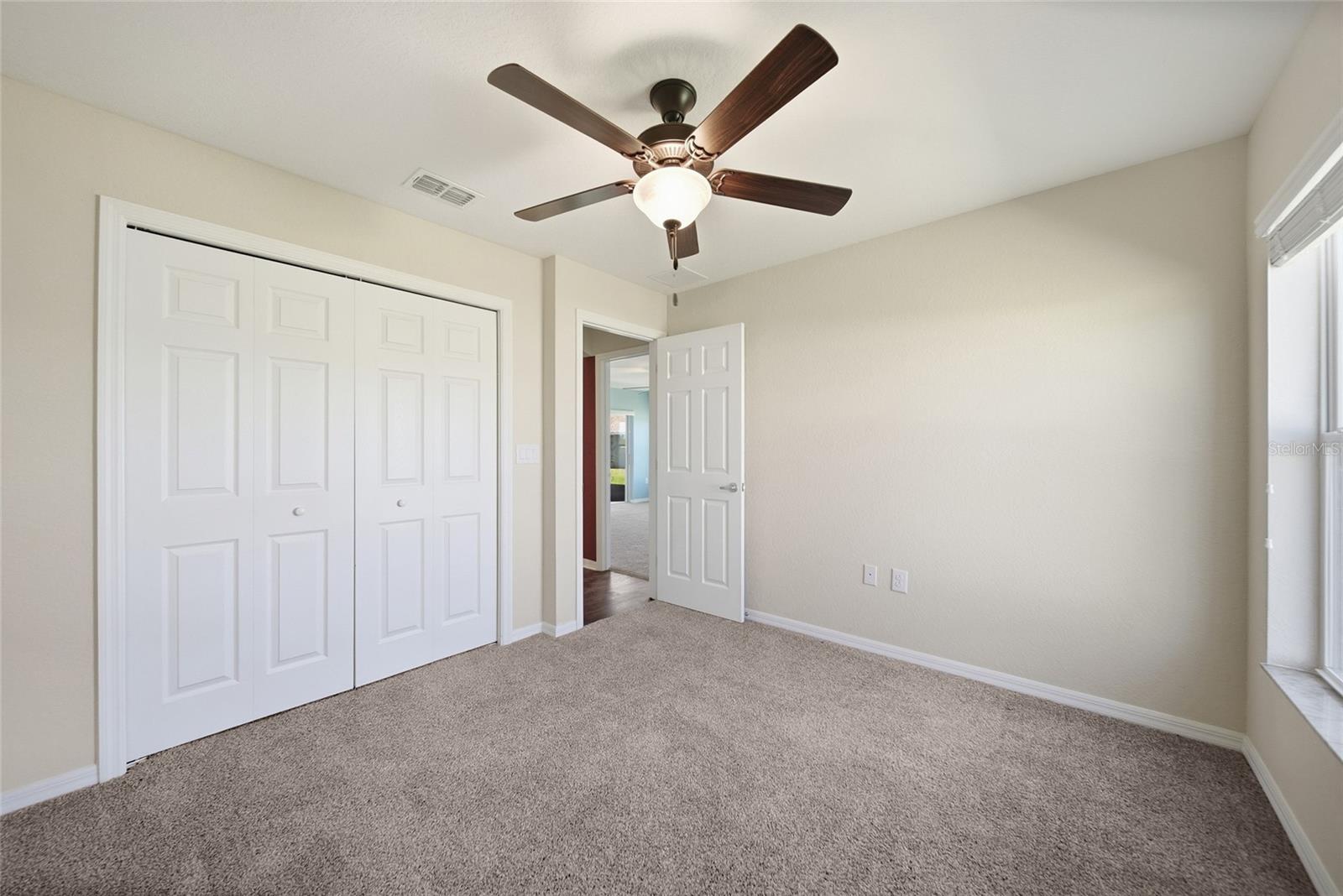 Image 16 of 35 For 5009 33rd Avenue E