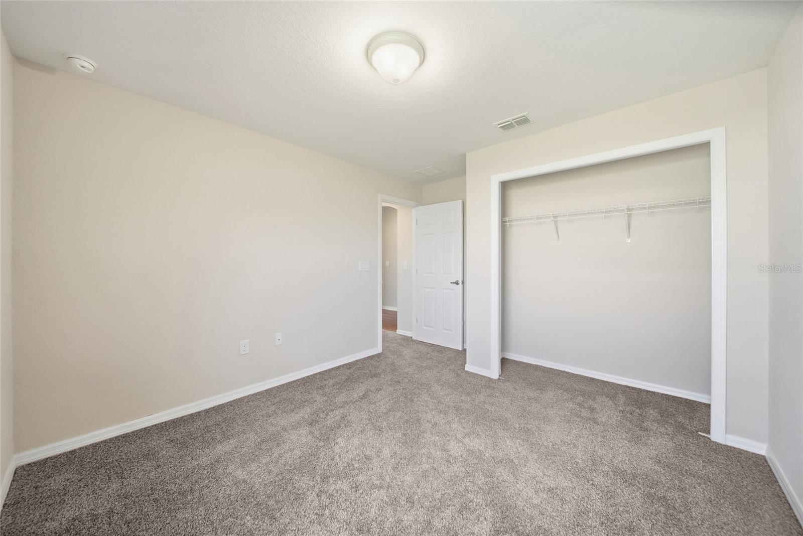 Image 21 of 35 For 5009 33rd Avenue E