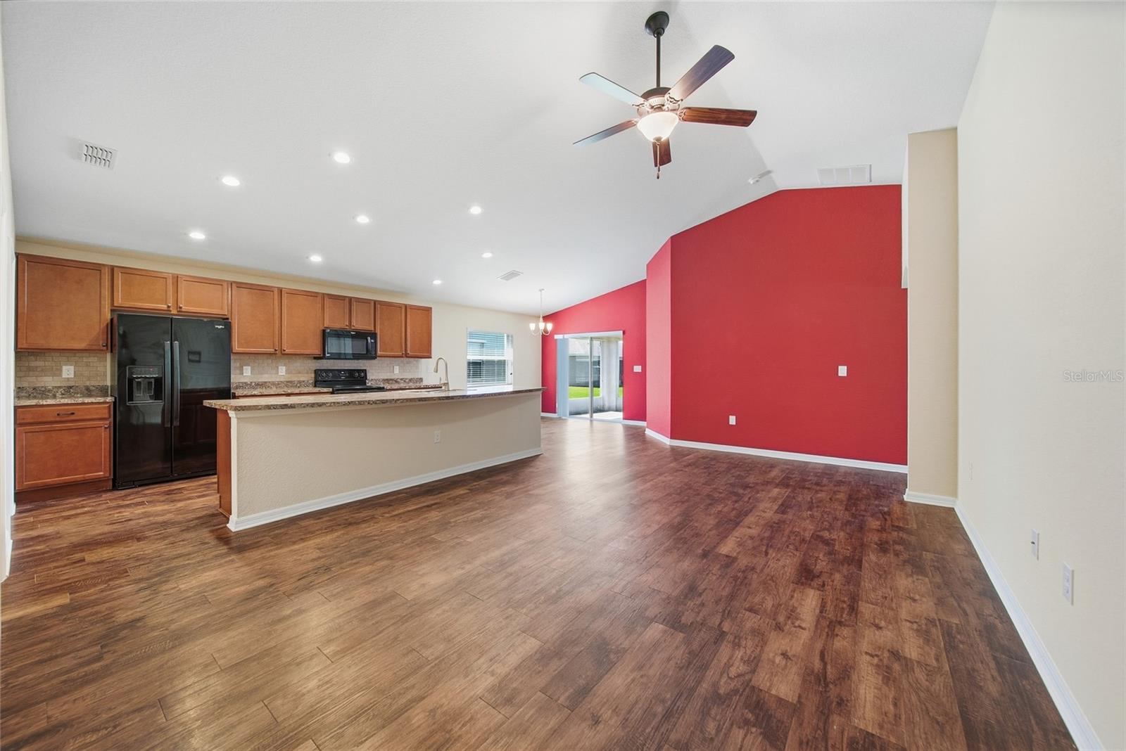 Image 3 of 35 For 5009 33rd Avenue E