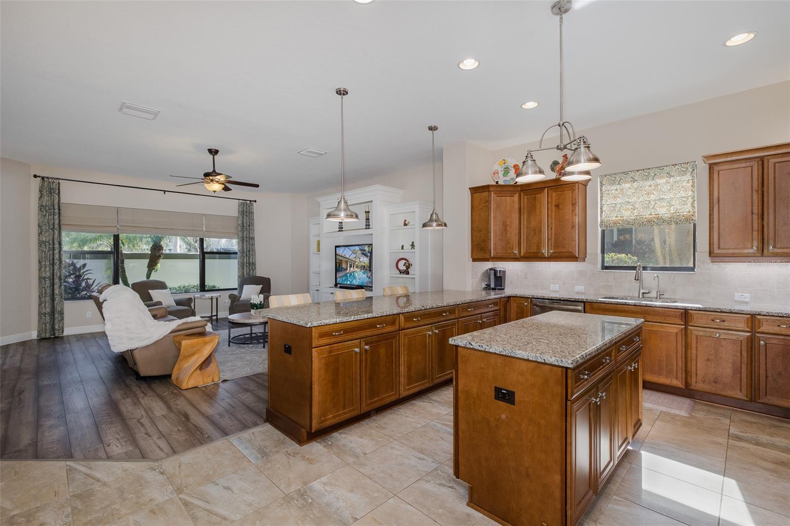 Image 15 of 97 For 10533 Baracoa Court