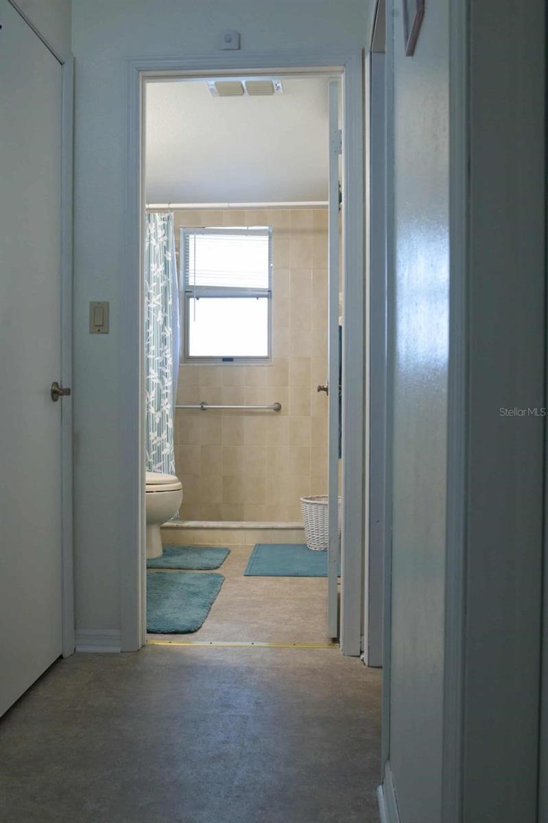 Image 32 of 49 For 9269 Dunkirk Road